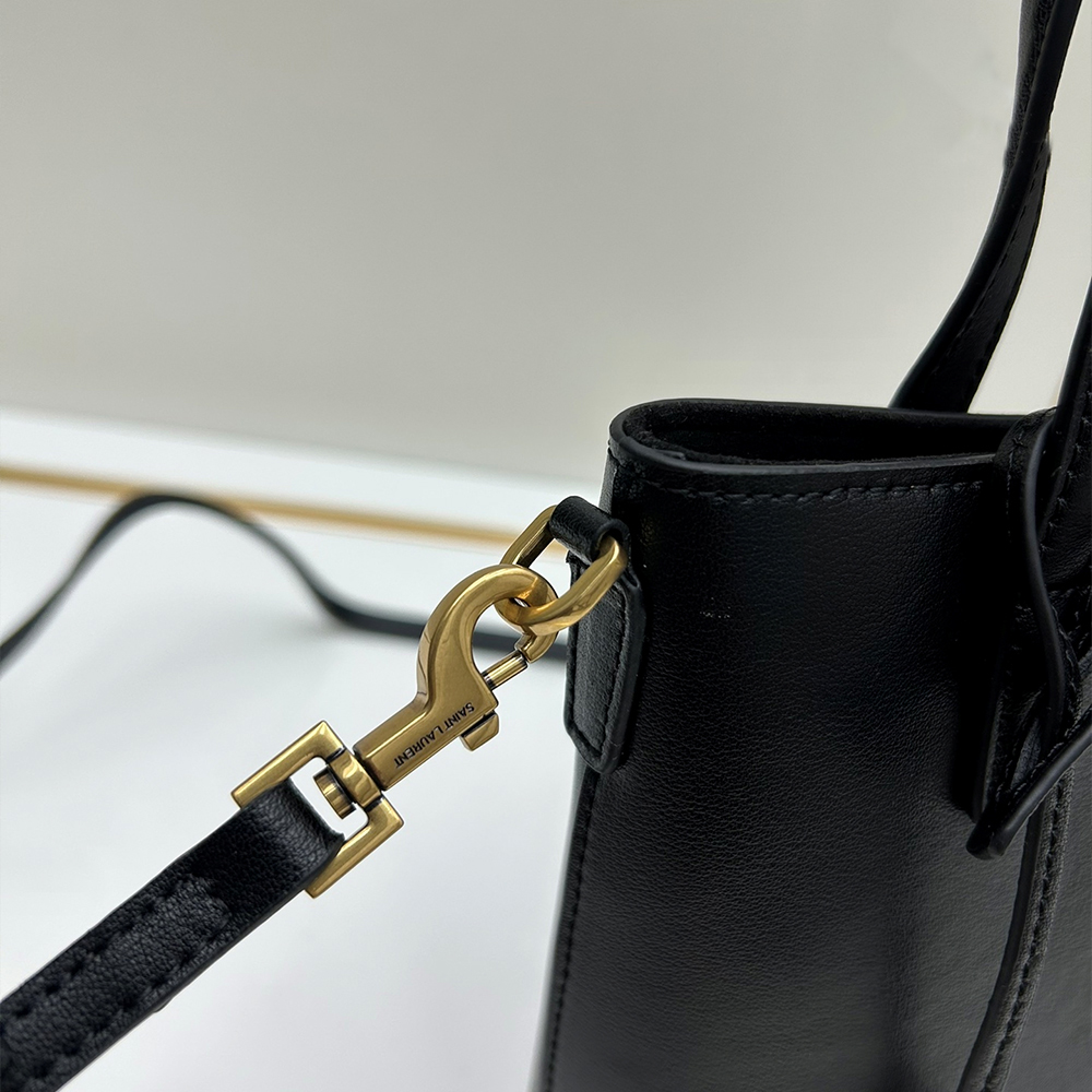 SAINT LAURENT YSL PARIS