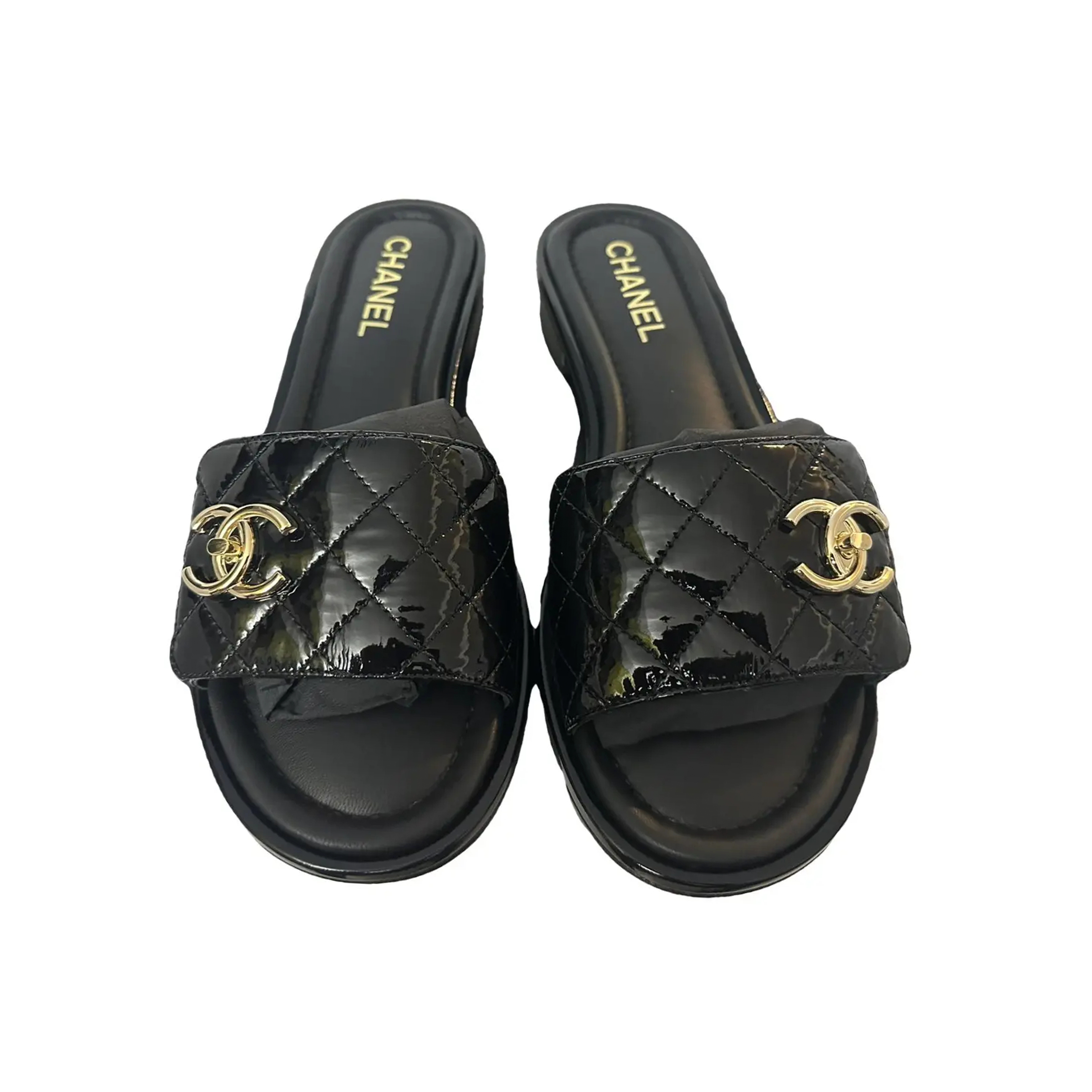 Chanel Patent leather quilted CC sandals