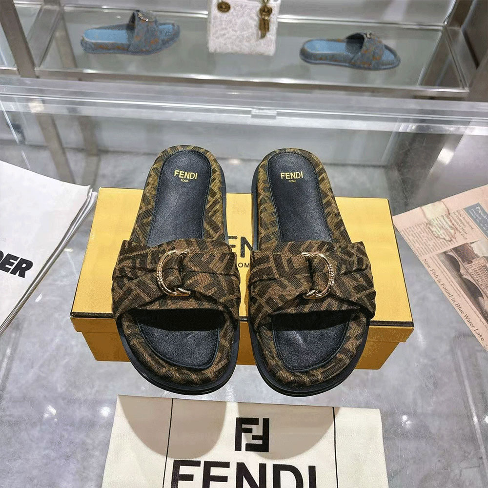 Fendi Feel rown FF jacquard slides