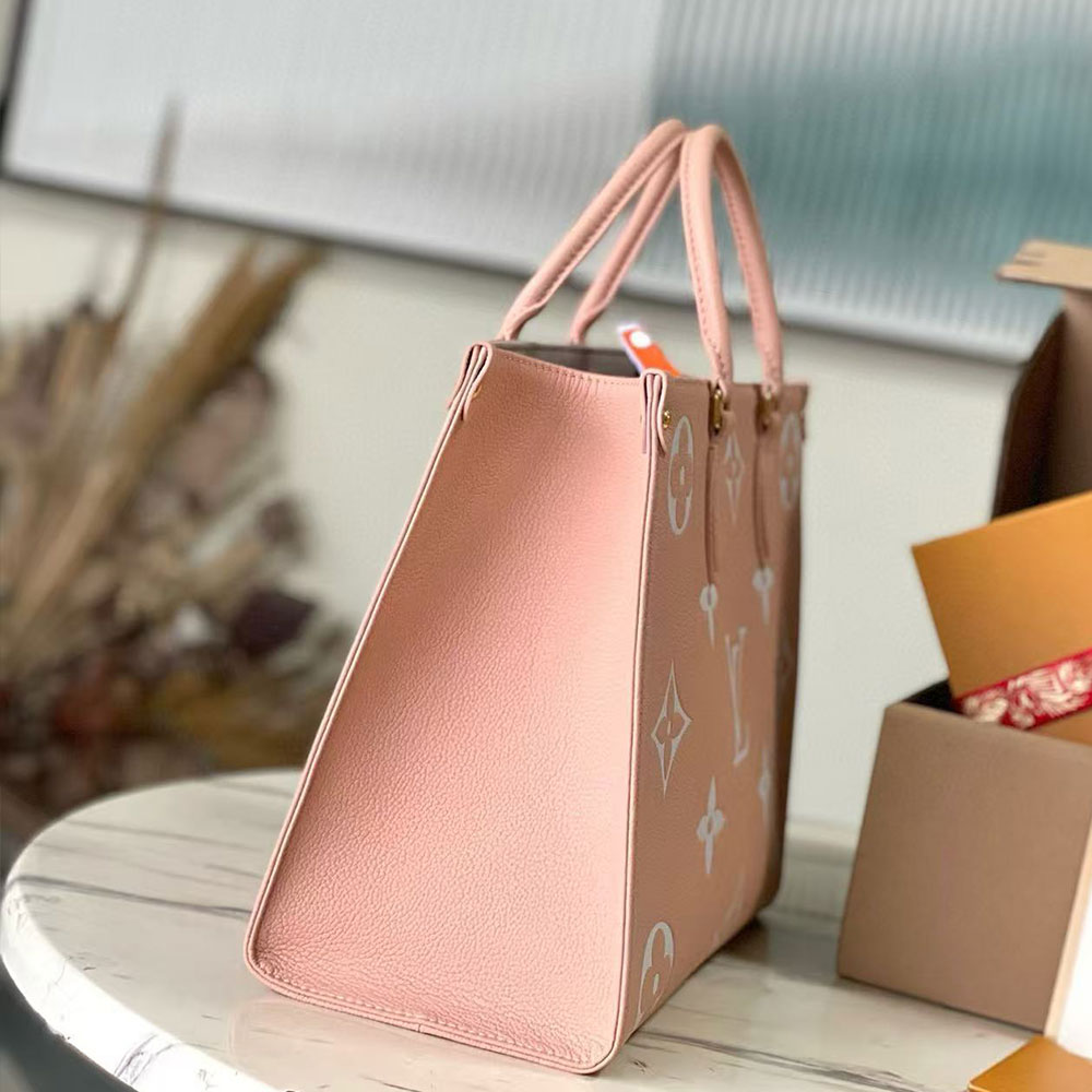 Louis Vuitton M46286 OnTheGo MM