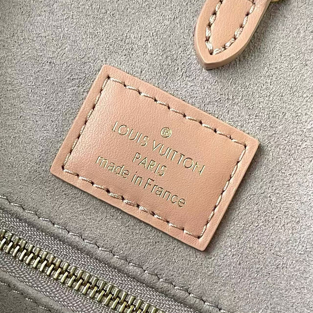 Louis Vuitton M46286 OnTheGo MM