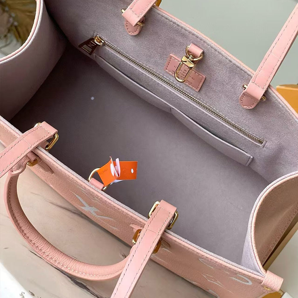 Louis Vuitton M46286 OnTheGo MM