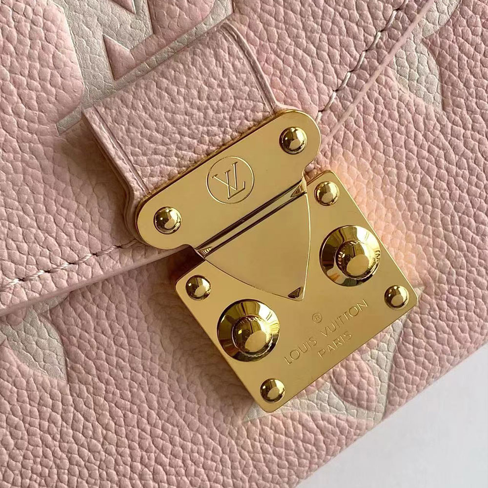 Louis Vuitton M14208 Pochette Métis East West