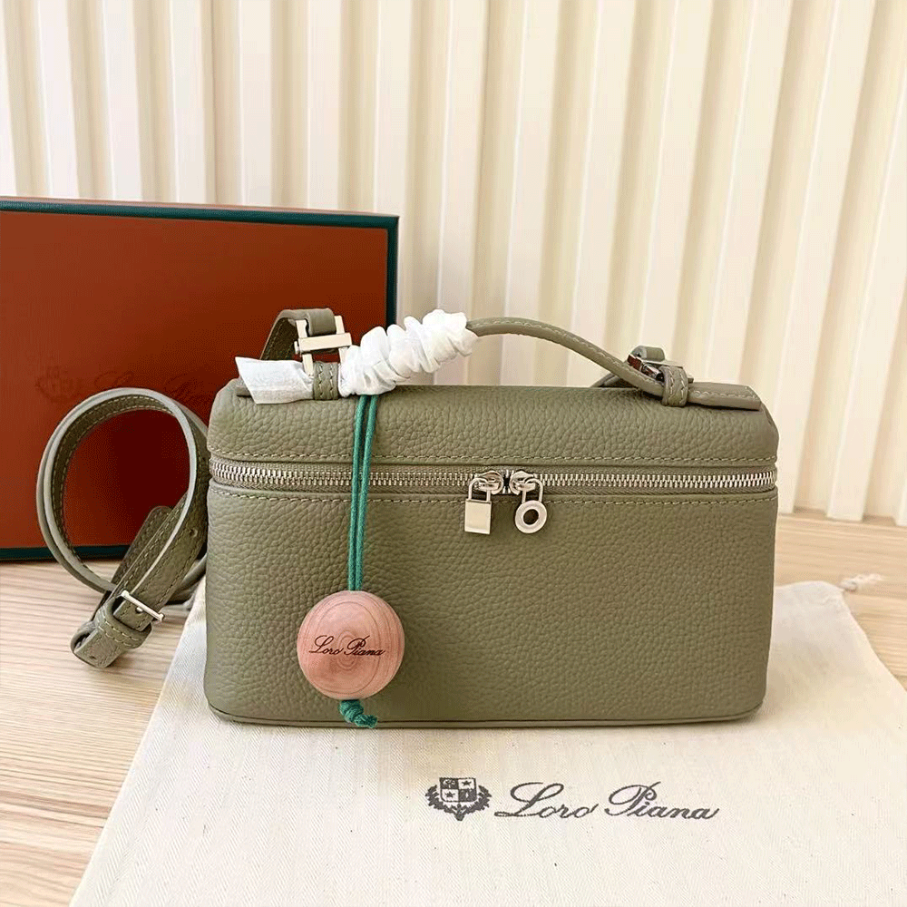 Loro Pian Extra Pocket L27