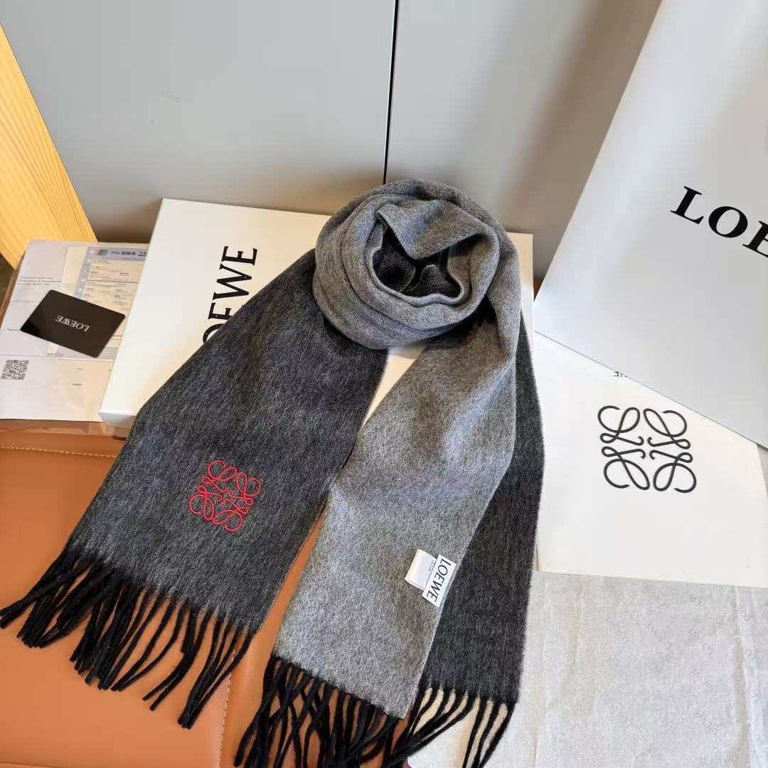 Loewe Cashmere scarf