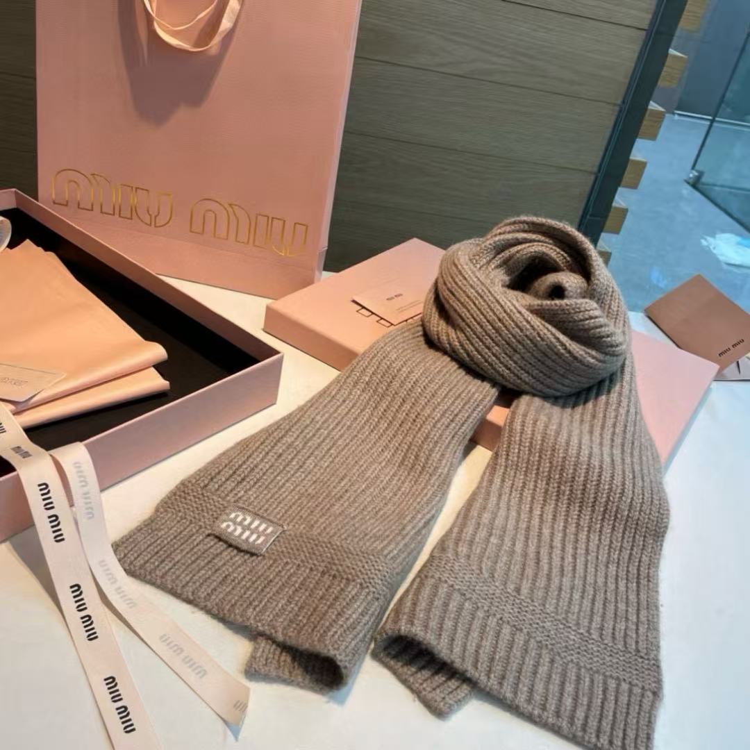 Miu Miu Cashmere scarf