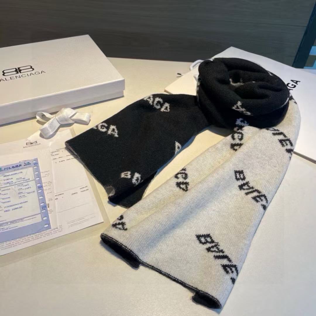 Balenciaga Lambskin double-sided scarf