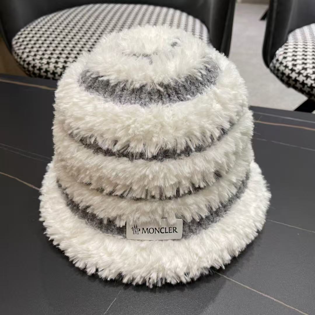 MONCLER Knitted striped bucket hat