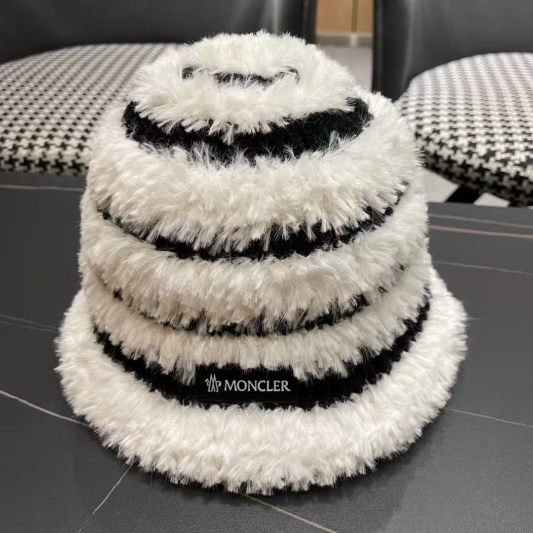 MONCLER Knitted striped bucket hat