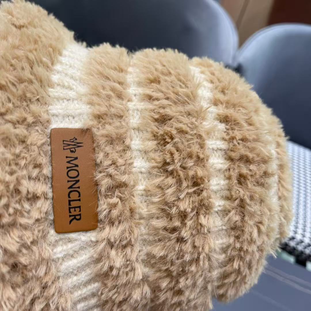 MONCLER Knitted striped bucket hat