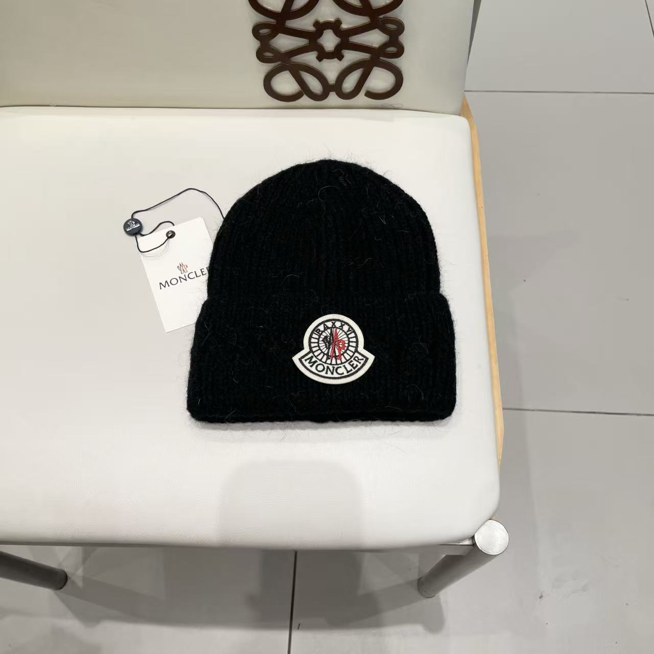 MONCLER Knitted beanie