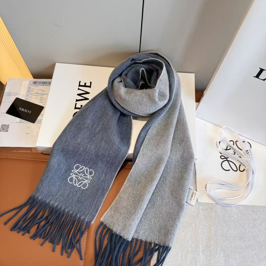 Loewe Cashmere scarf