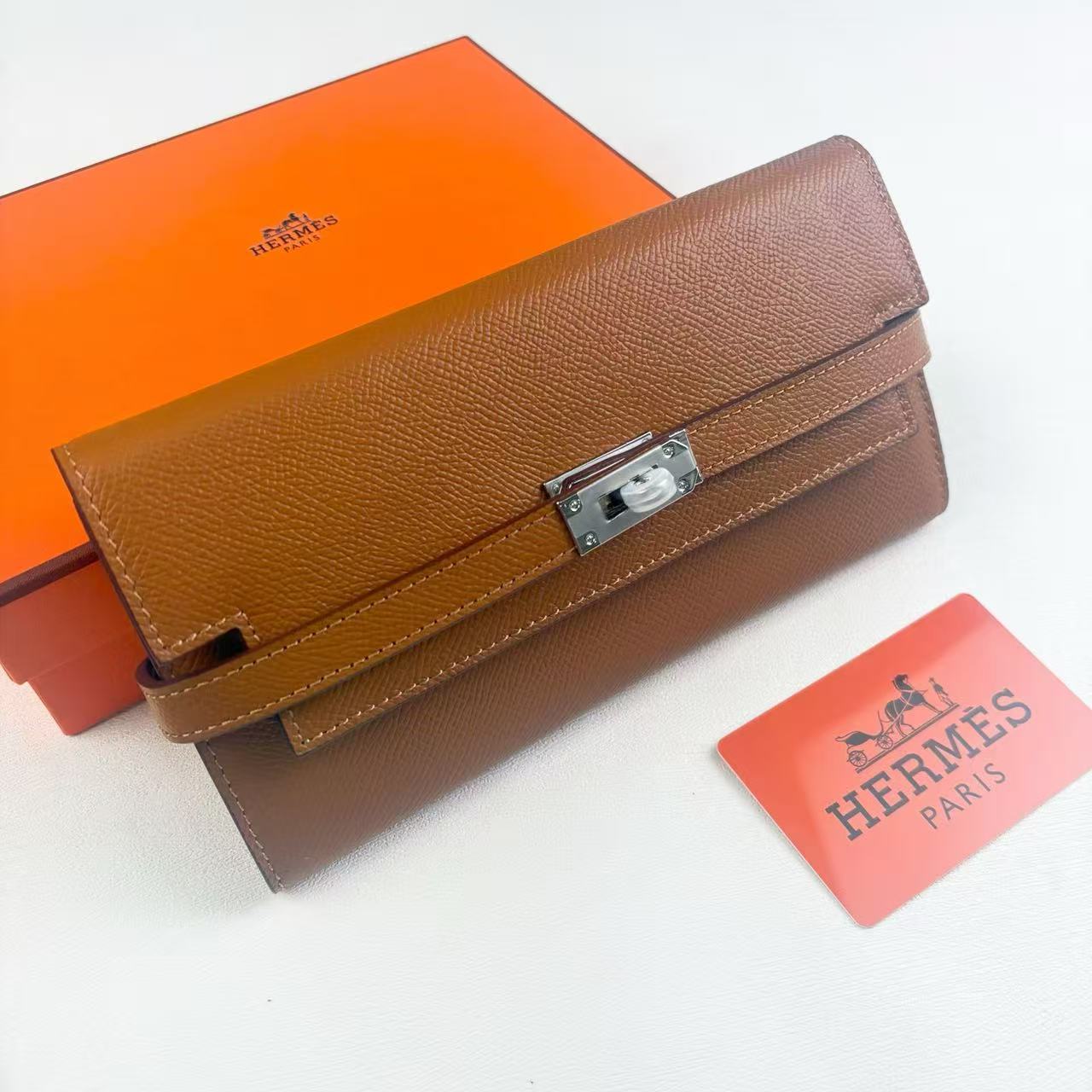 Hermes Kelly Classique To Go wallet