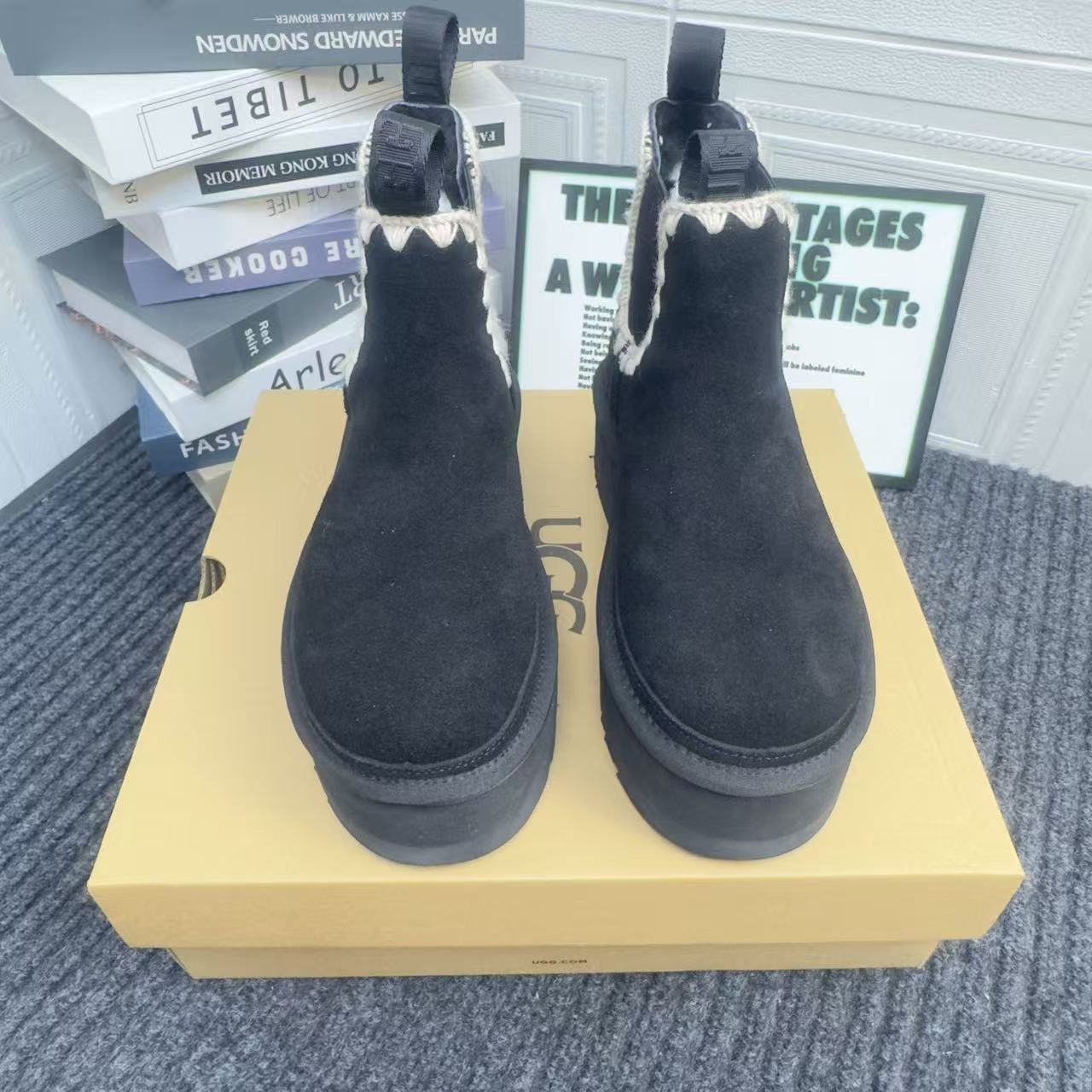 UGG Sherpa Platform Boot