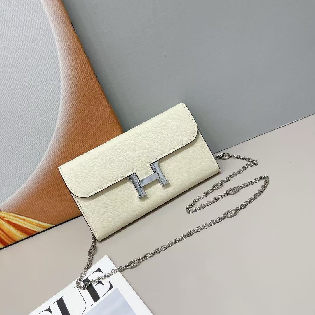 Hermès Constance wallet on chain