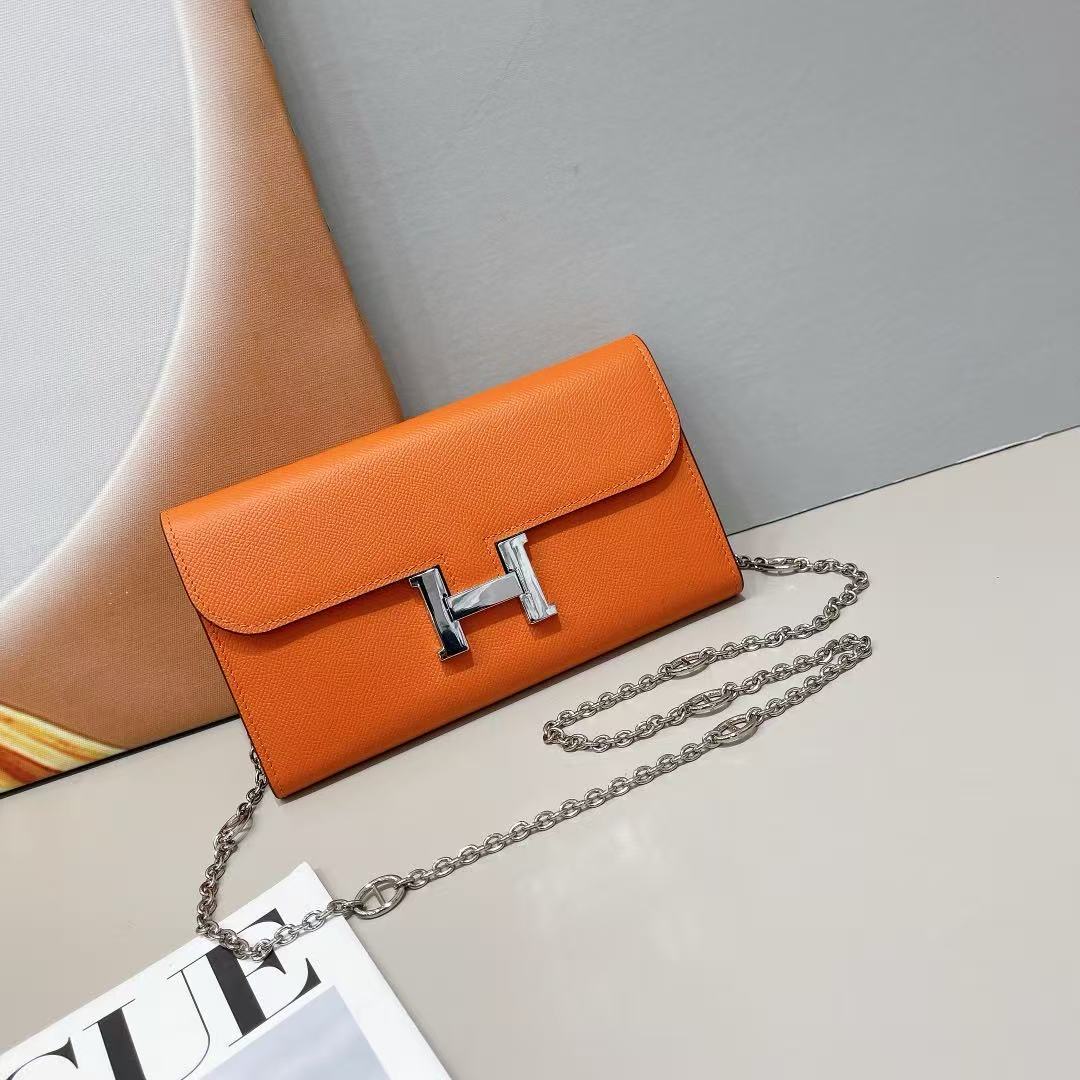 Hermès Constance wallet on chain
