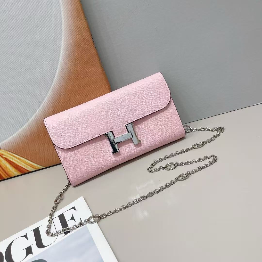 Hermès Constance wallet on chain