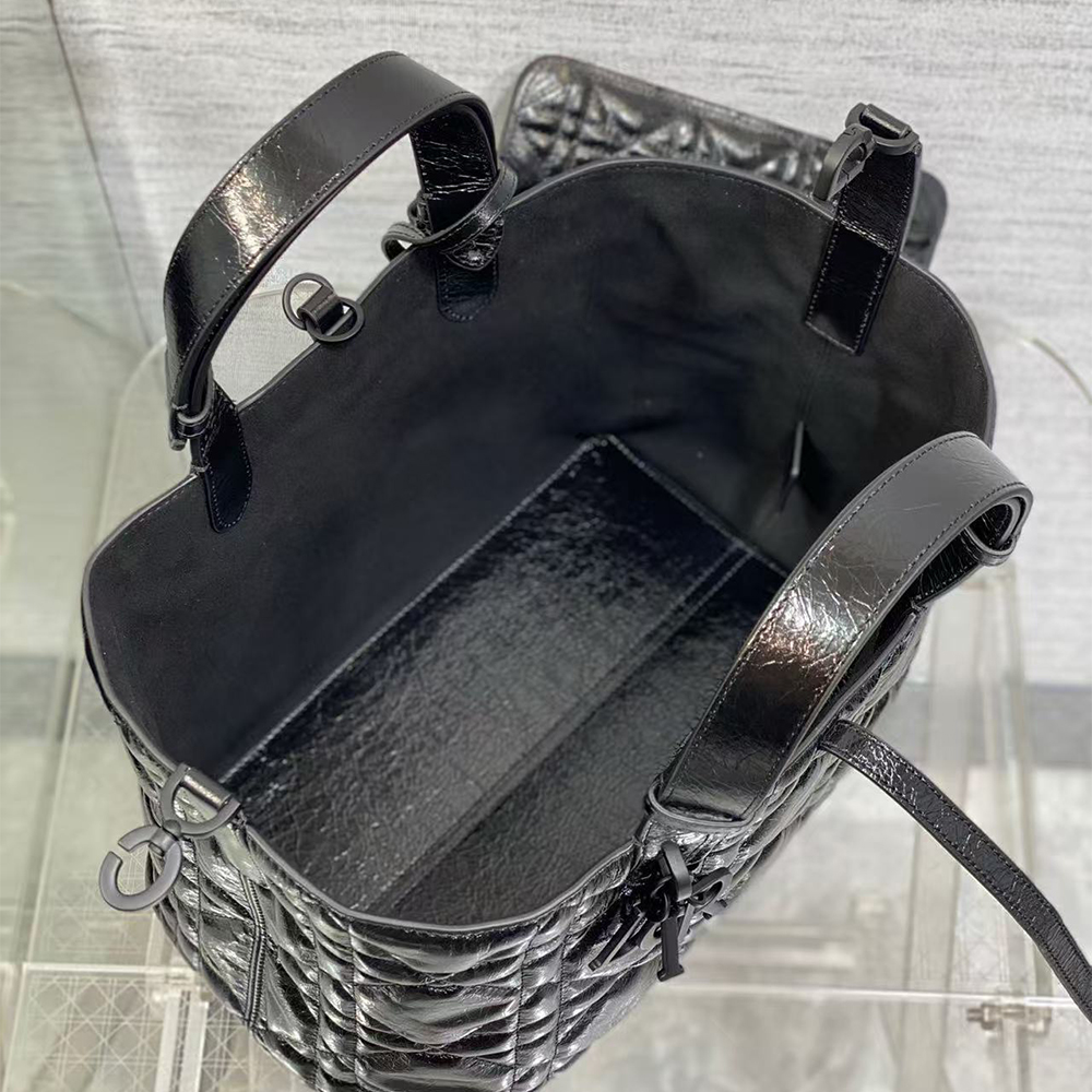 Dior Medium Toujours BagBlack Macrocannage Crinkled Calfskin