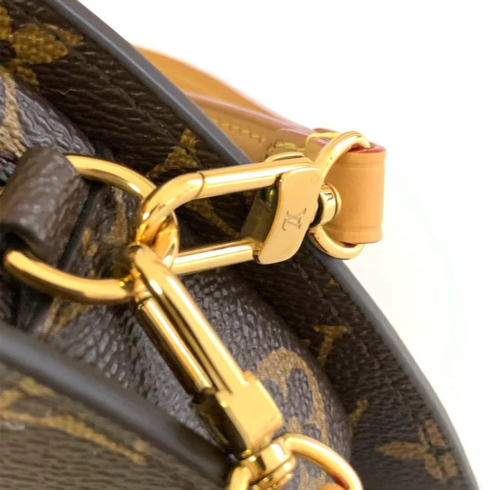 Louis Vuitton LV Fan (Replica)