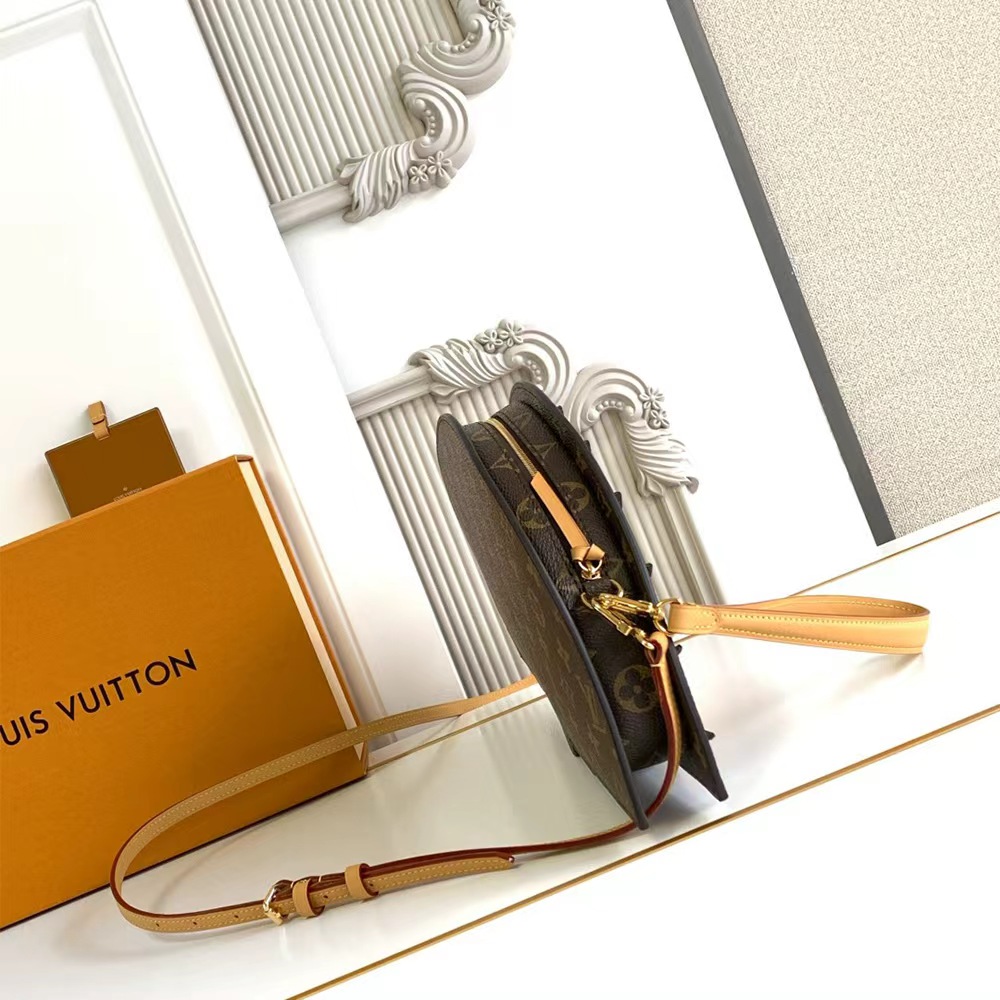 Louis Vuitton LV Fan (Replica)