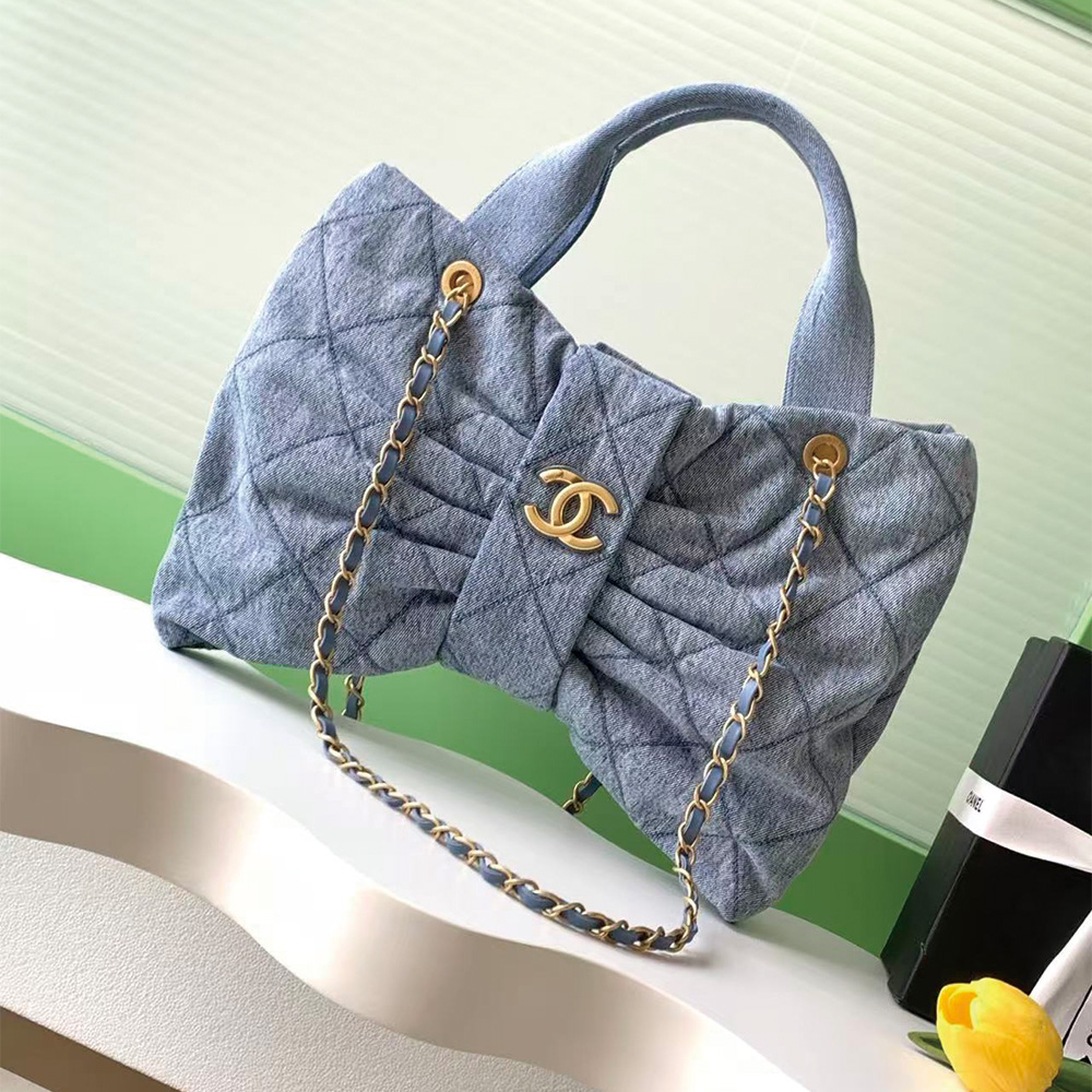 Chanel Fall-Winter 2025/26 Bow bag (Replica)