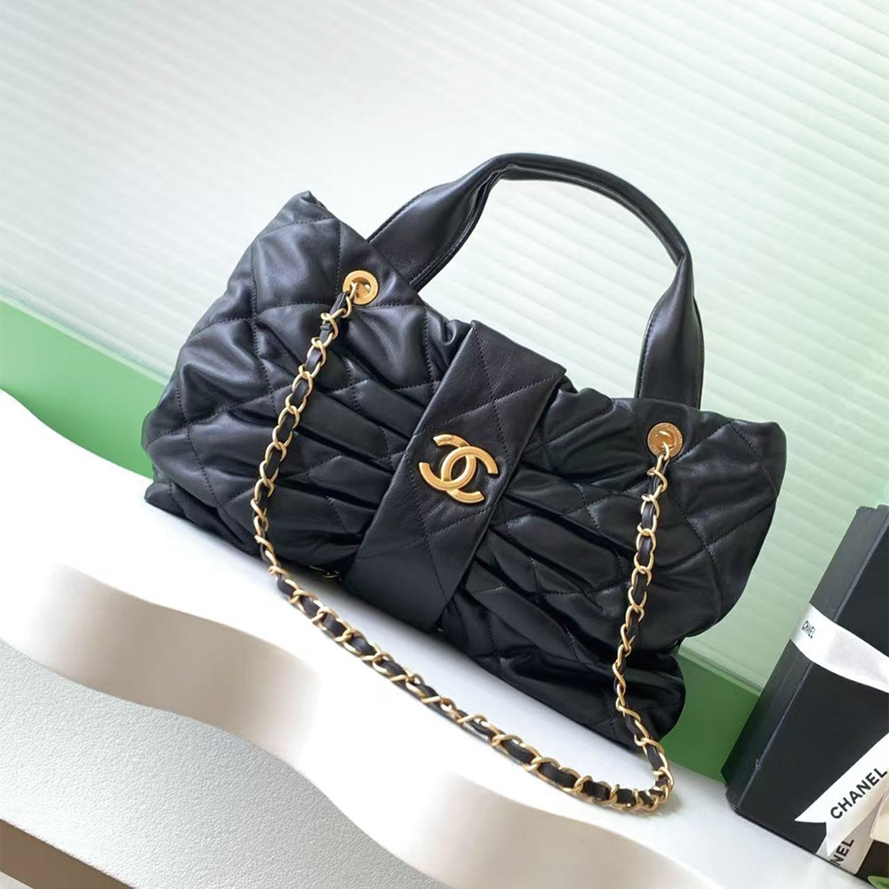 Chanel Fall-Winter 2025/26 Bow bag (Replica)