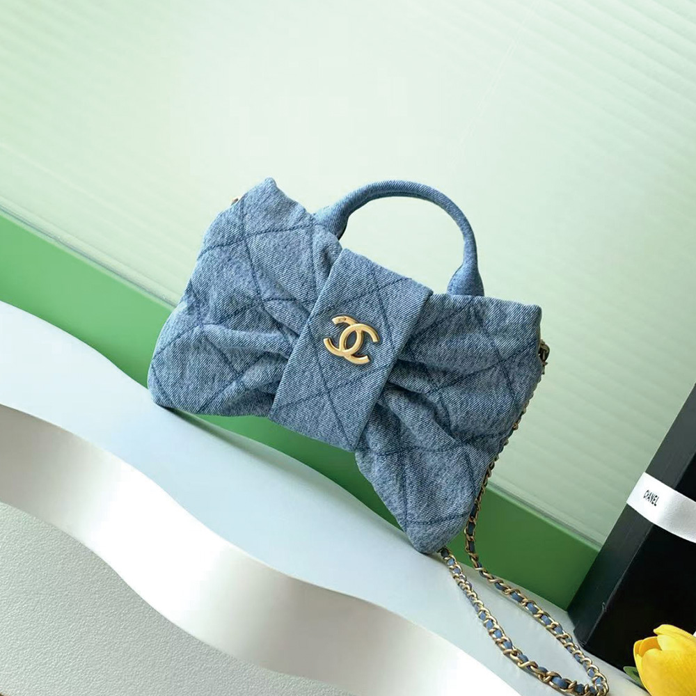 Chanel Fall-Winter 2025/26 Bow bag (Replica)