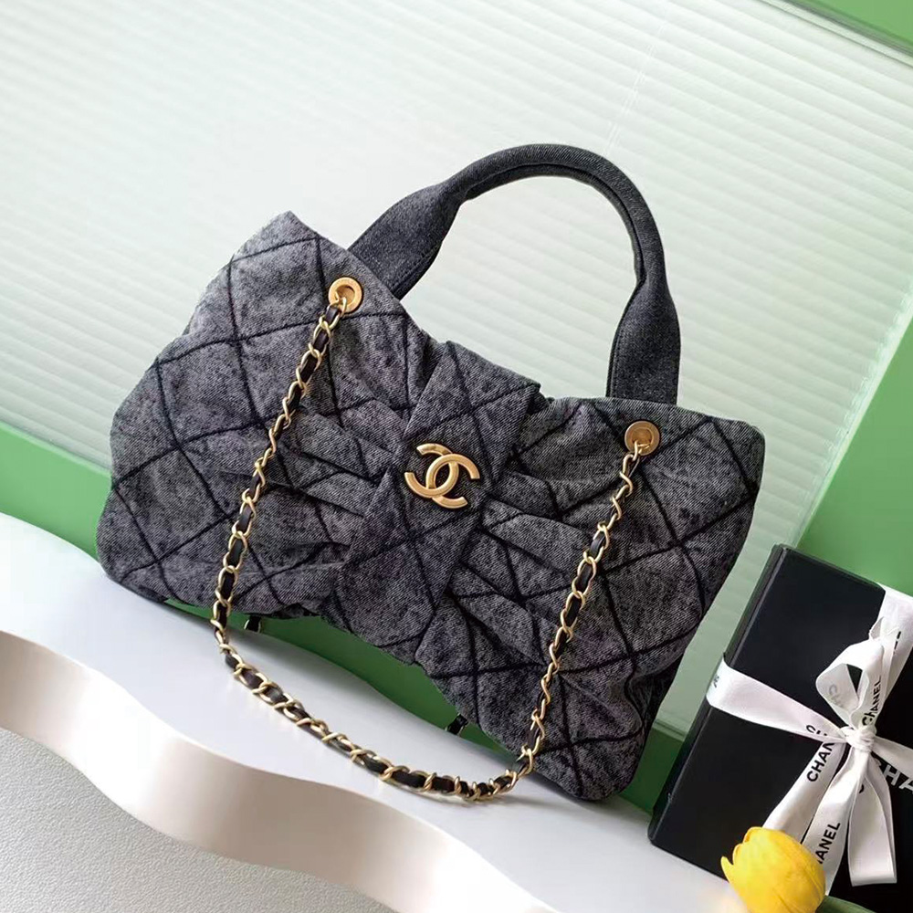Chanel Fall-Winter 2025/26 Bow bag (Replica)