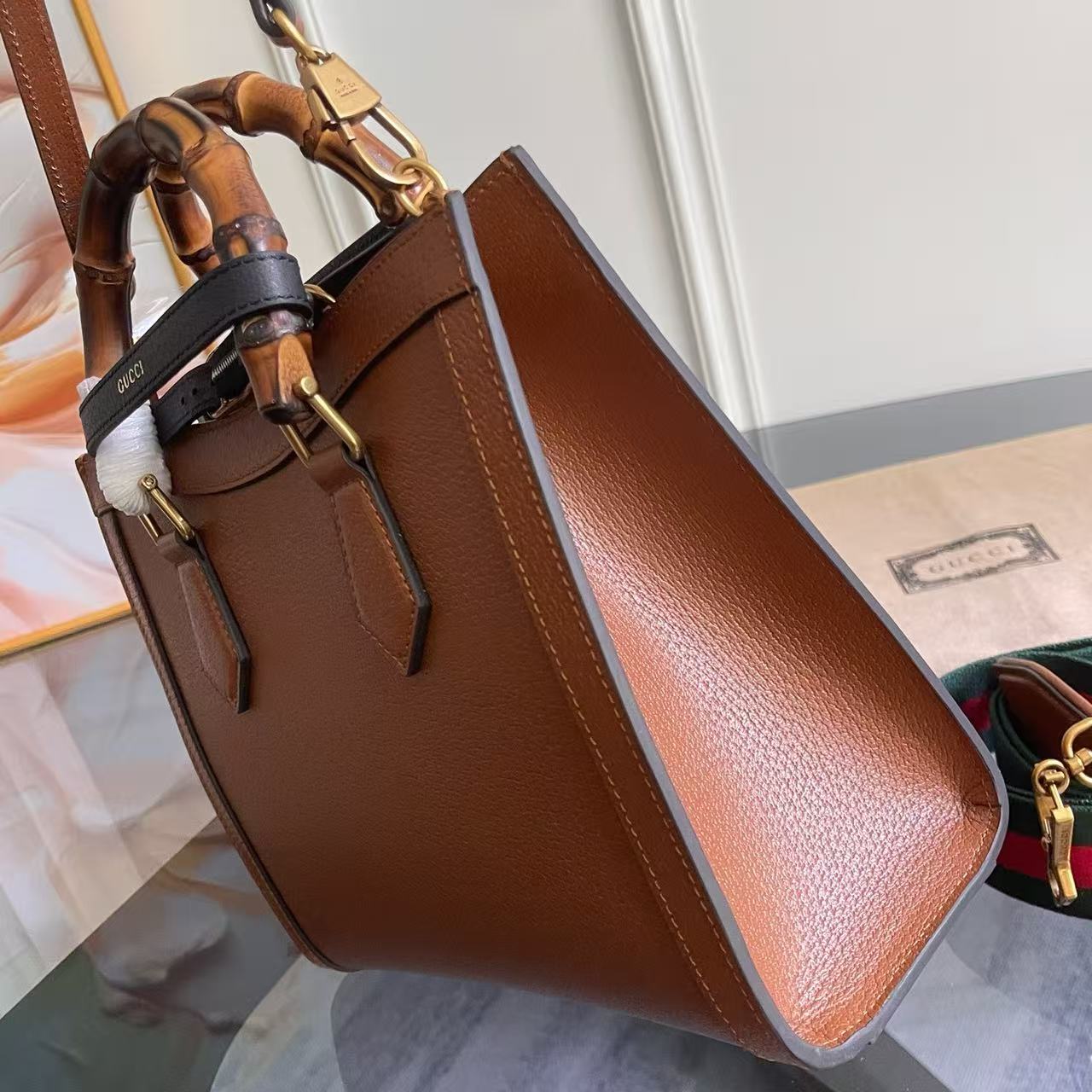 Gucci Diana medium tote bag (Replica)