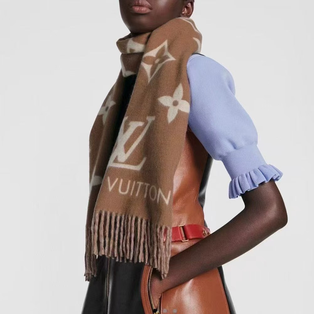 Louis Vuitton M76067 Reykjavik Scarf (Replica)
