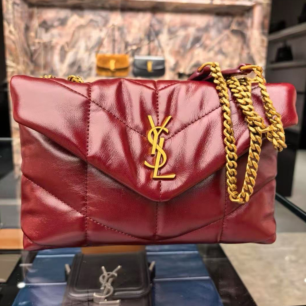 Saint Laurent PUFFER medium in shiny leather (Replica)