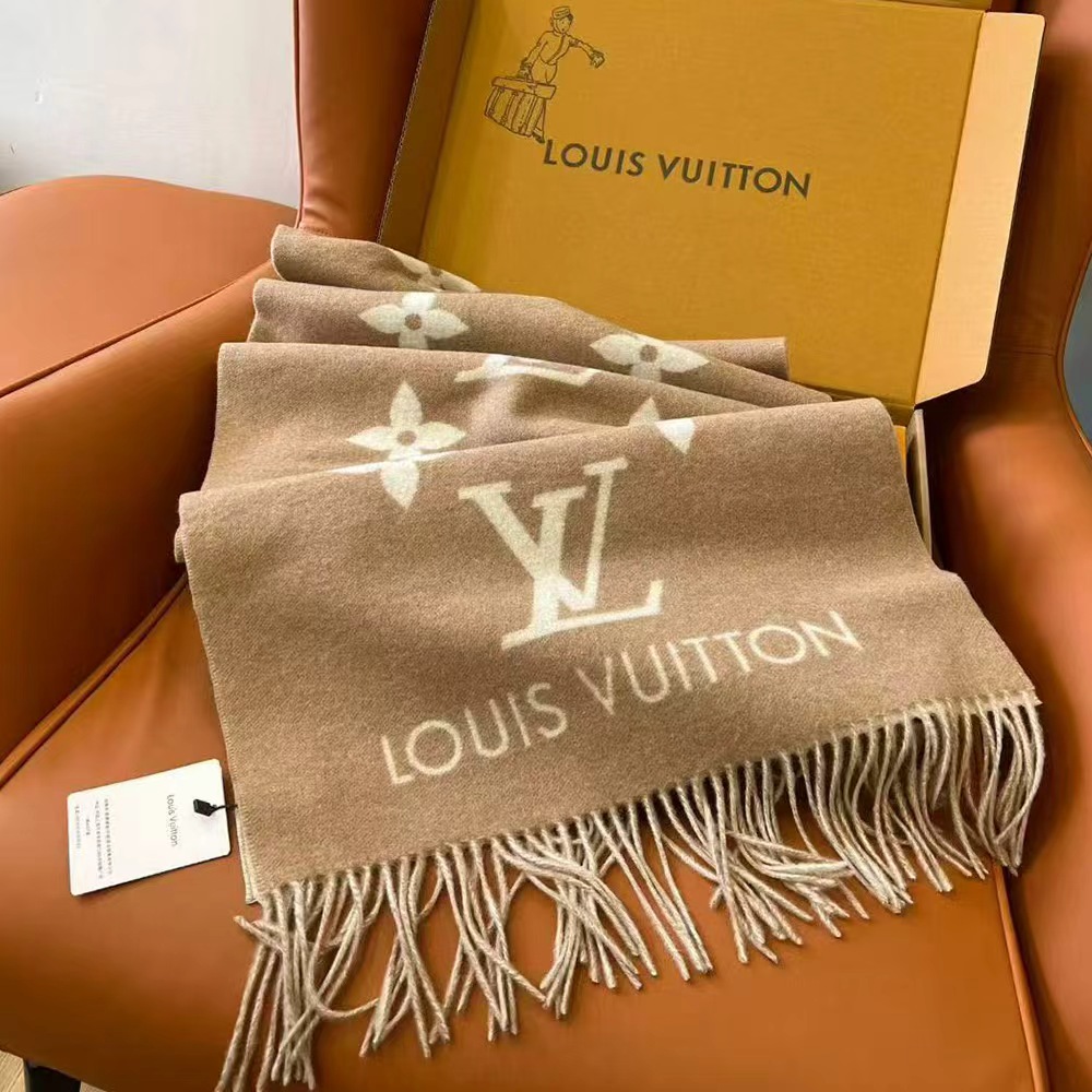 Louis Vuitton M76067 Reykjavik Scarf (Replica)