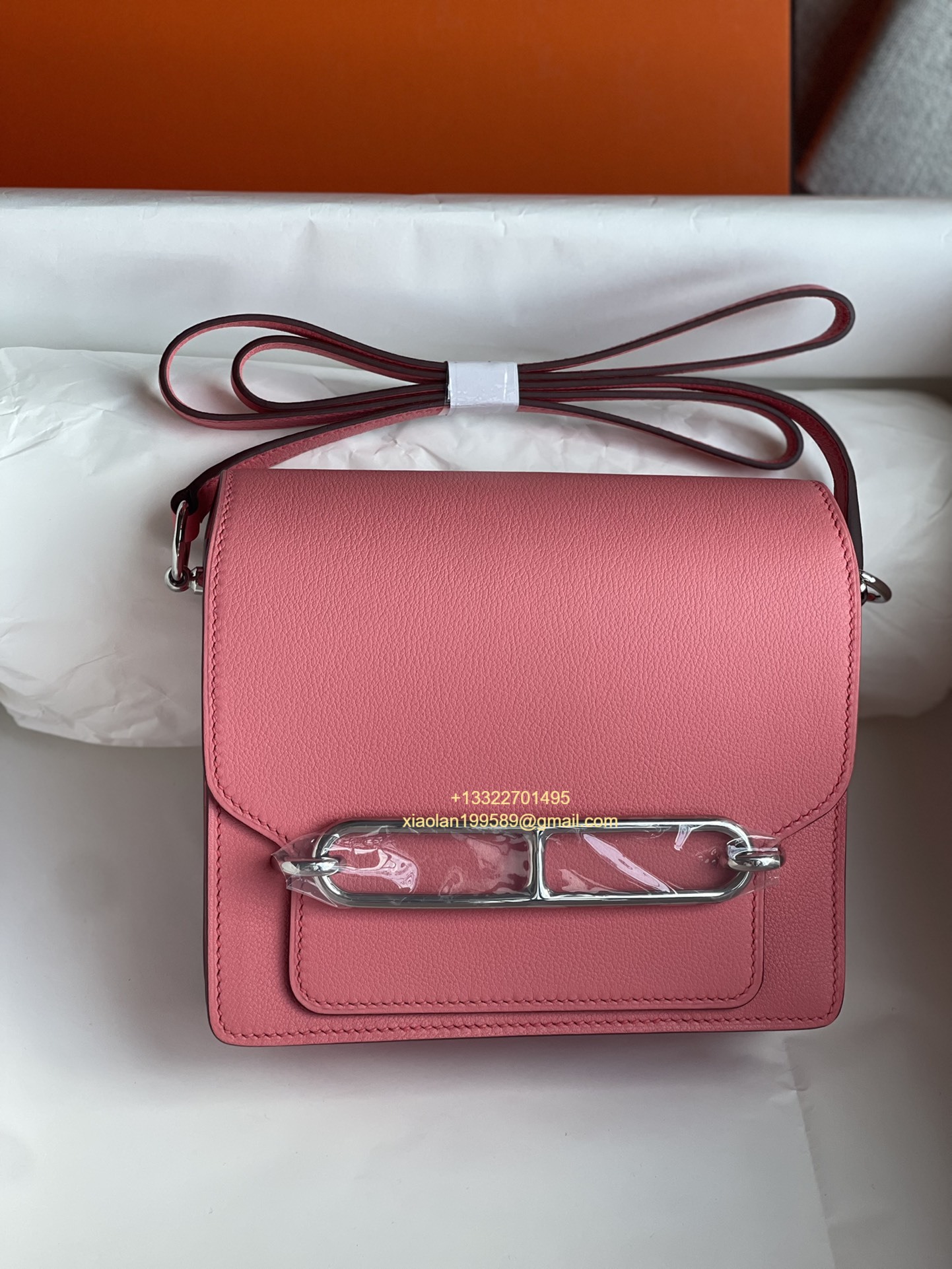 Hermès Roulis 18/23 Shoulder Bag in Evercolor Leather, Hand-stitched with Beeswax Thread. Color: Light Pink. - Jinteng Luxury Collection bags