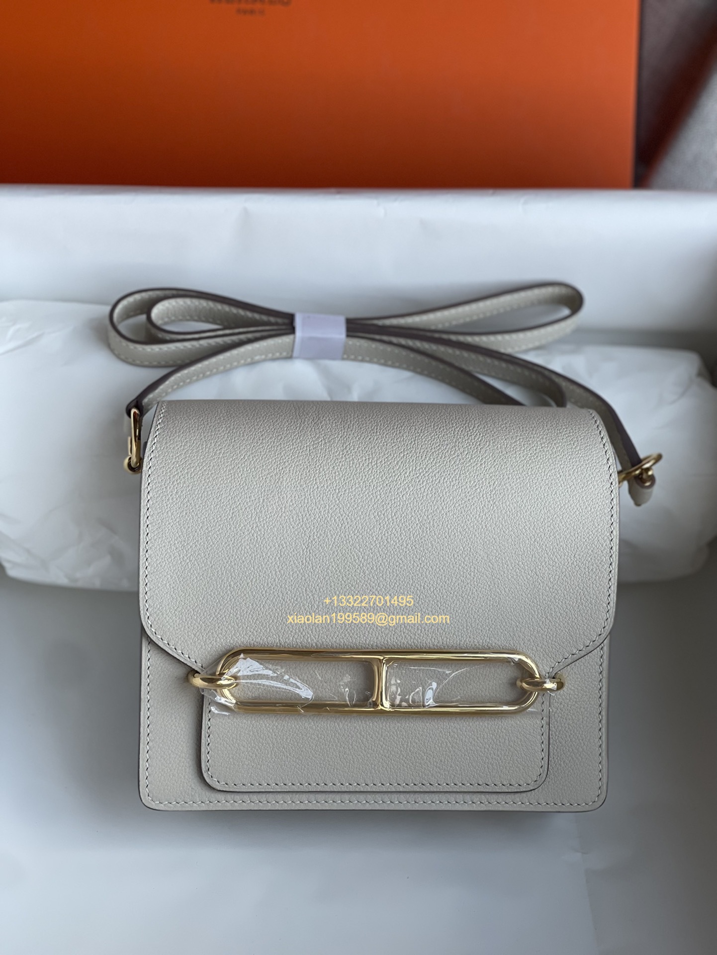 Hermès Roulis 18/23 Shoulder Bag in Evercolor Leather, Hand-stitched with Beeswax Thread. Color: Milky White. - Jinteng Luxury Collection bags