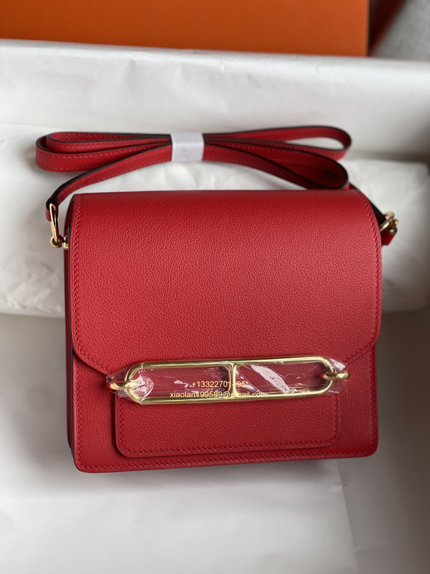 Hermès Roulis 18/23 Shoulder Bag in Evercolor Leather, Hand-stitched with Beeswax Thread. Color: Bright Red. - Jinteng Luxury Collection bags