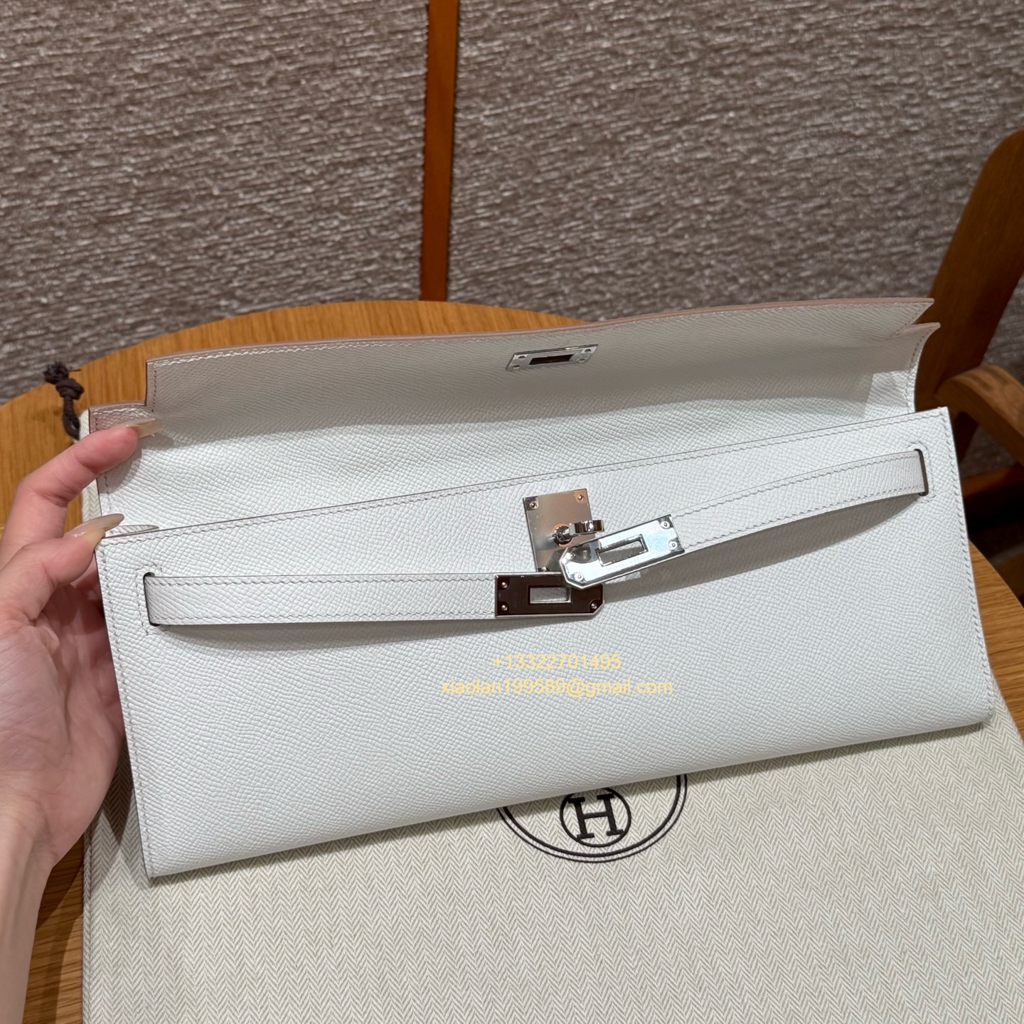 Hermès Kelly Cut Clutch in M4 Gris Pale, made from original French-imported Swift leather. Premium fully handcrafted exclusive customization. - Jinteng Luxury Collection bags