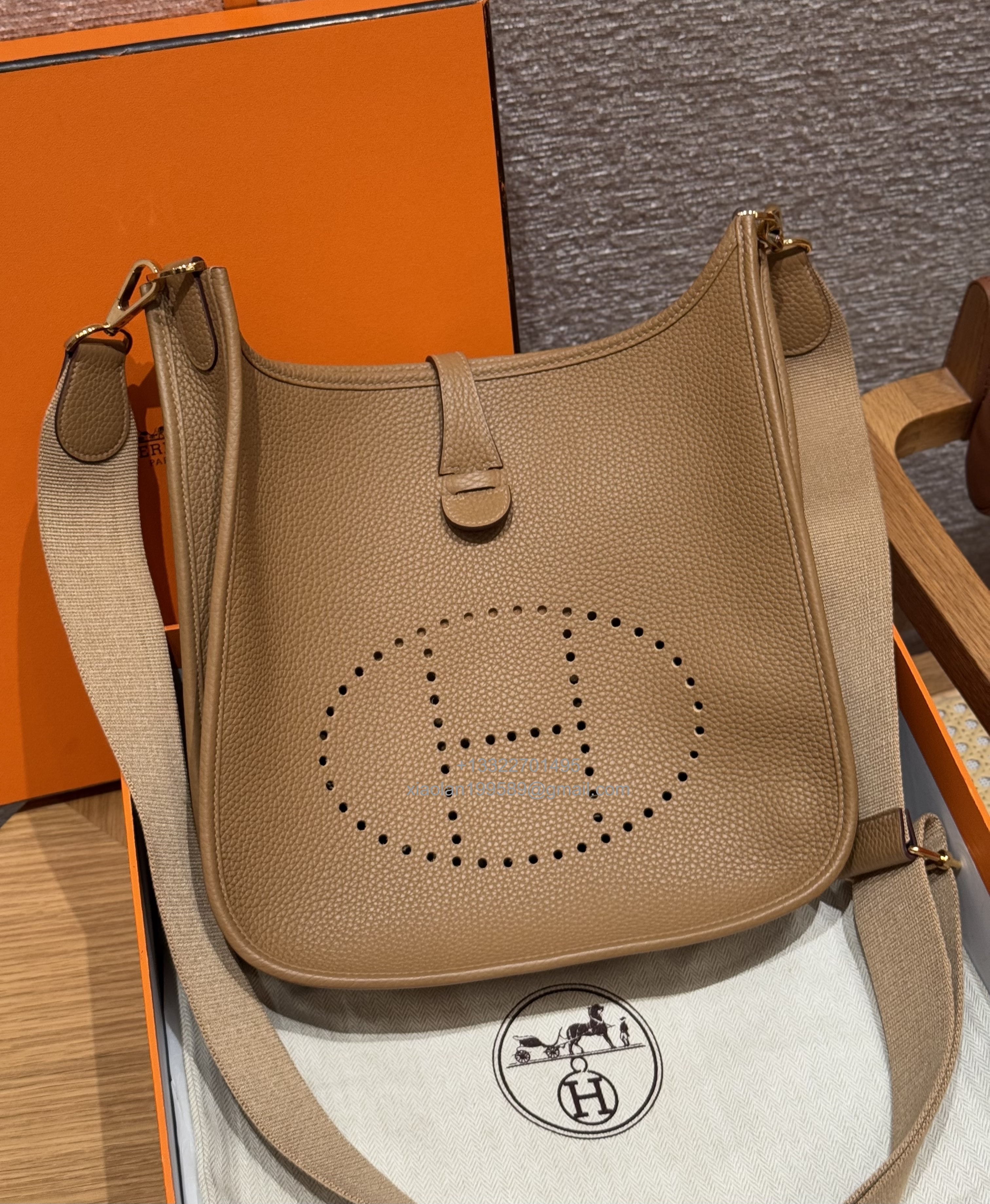 Hermès Evelyne Bag in Clemence Leather, Premium Handcrafted Customization – Biscuit. - Jinteng Luxury Collection bags
