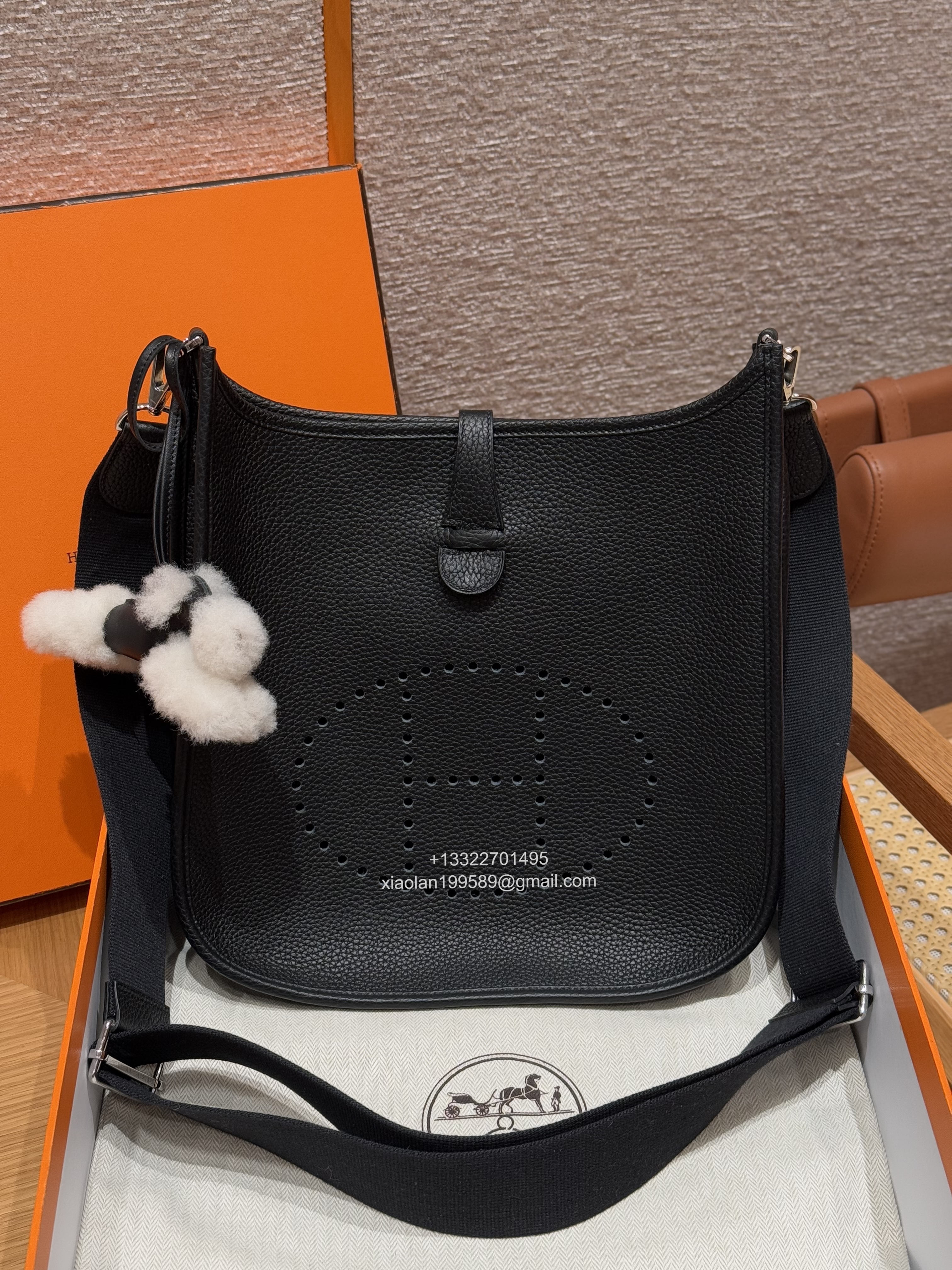 Hermès Evelyne Bag in Clemence Leather, Premium Handcrafted Customization – Black. - Jinteng Luxury Collection bags