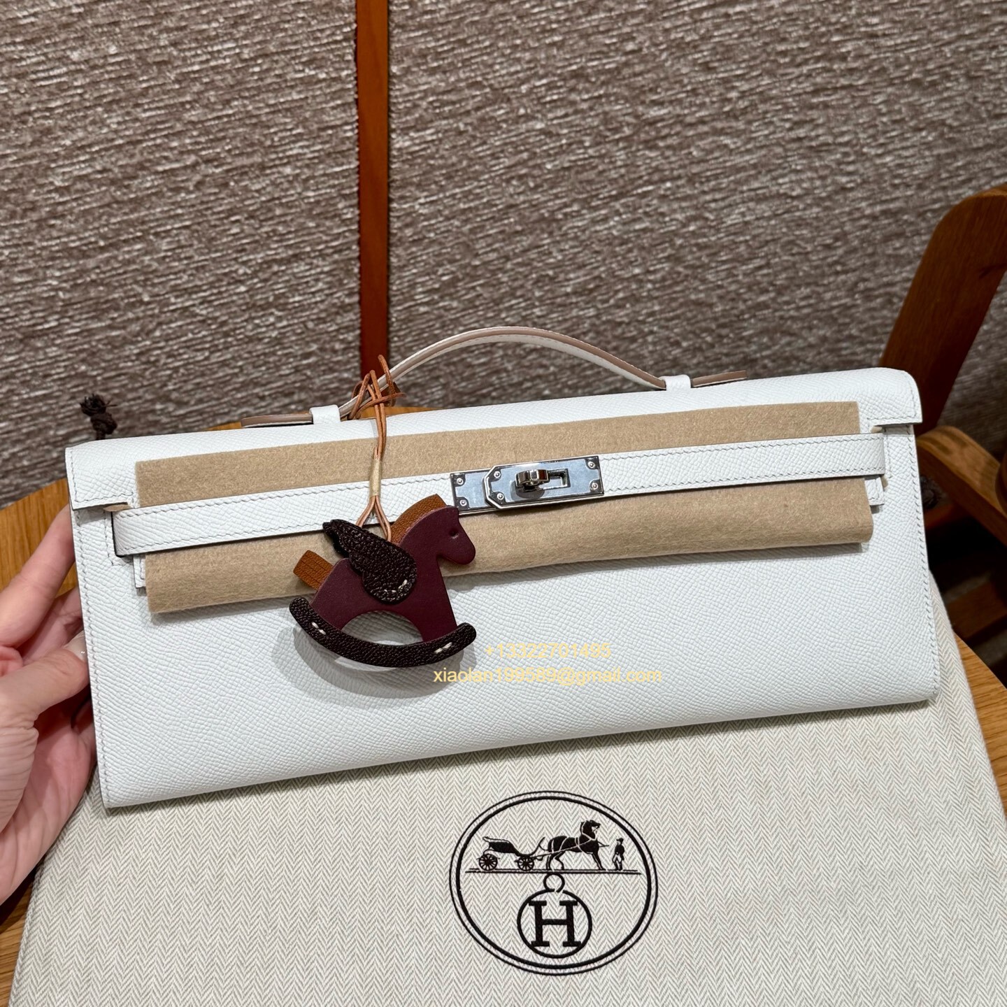 Hermès Kelly Cut Clutch in M4 Gris Pale, made from original French-imported Swift leather. Premium fully handcrafted exclusive customization. - Jinteng Luxury Collection bags