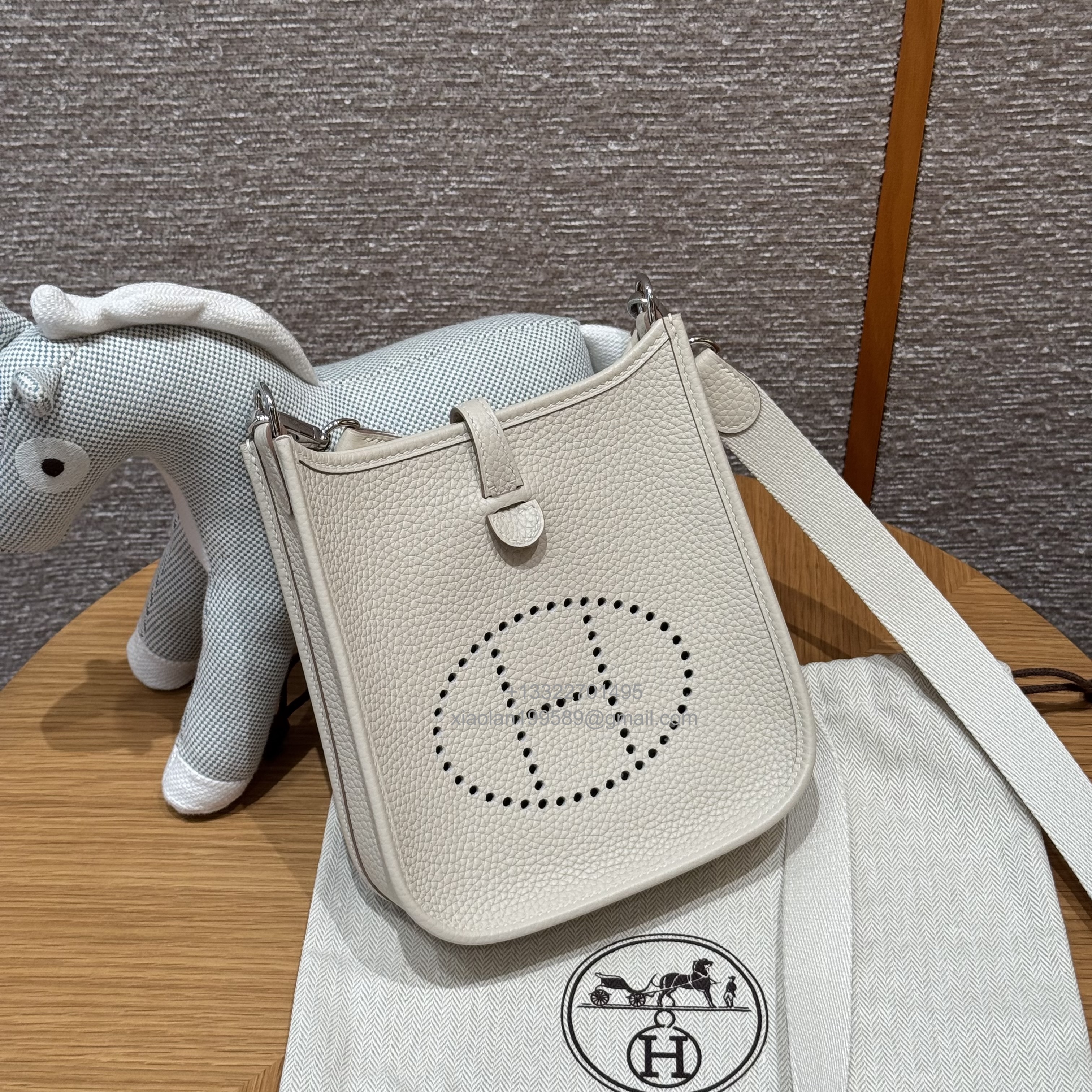 Hermès Evelyne mini Bag in Clemence Leather, Premium Handcrafted Customization-craie - Jinteng Luxury Collection bags
