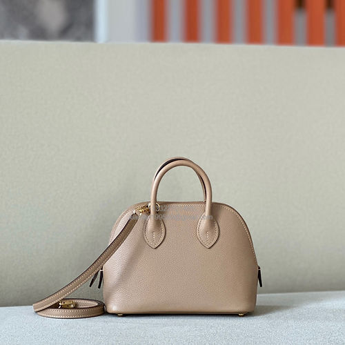 Hermès Bolide 19cm in Evercolor Leather, Fully Handmade, Color: Milk Tea - Jinteng Luxury Collection bags