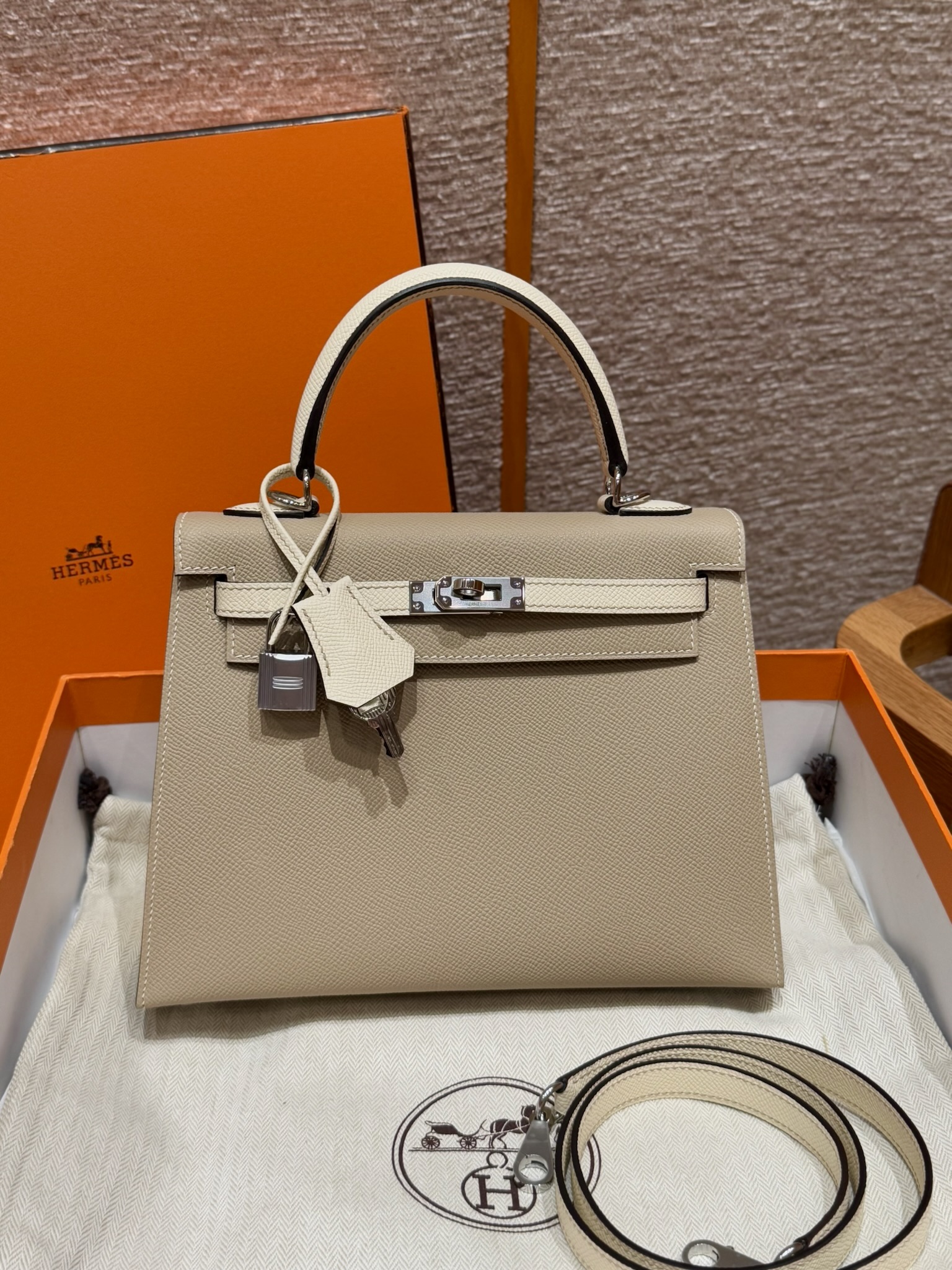 Hermès Kelly 25/28/32cm in Epsom leather, fully hand-stitched with waxed thread, customized in color-block design. - Jinteng Luxury Collection bags