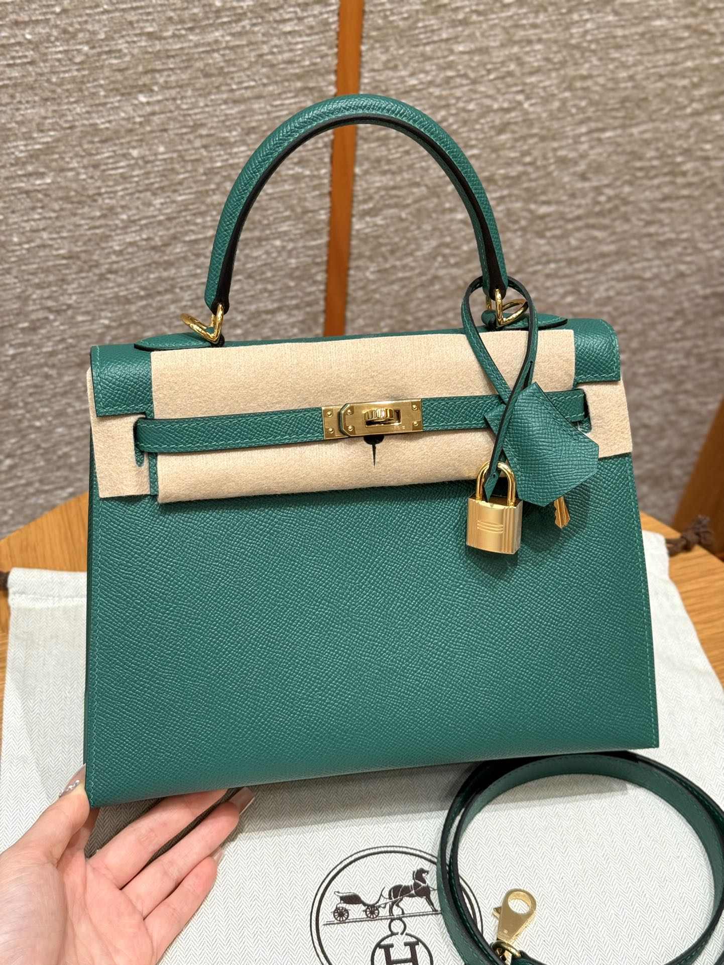 Hermès Kelly Handbag in Peacock Green Epsom Cowhide Leather, Purely Handcrafted, High-End Customization Edition - Jinteng Luxury Collection bags