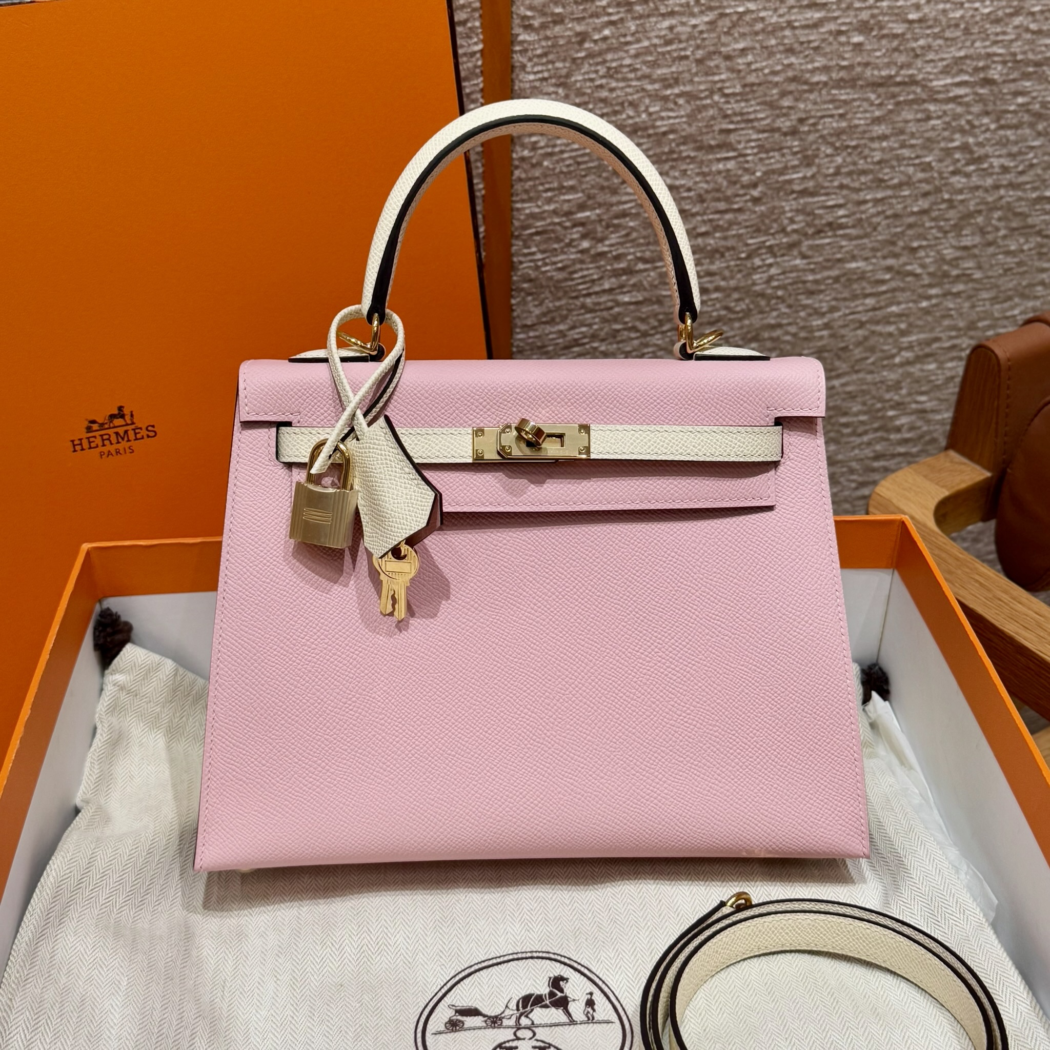 Hermès Kelly 25/28/32cm in Epsom leather, fully hand-stitched with waxed thread, customized in color-block design. - Jinteng Luxury Collection bags