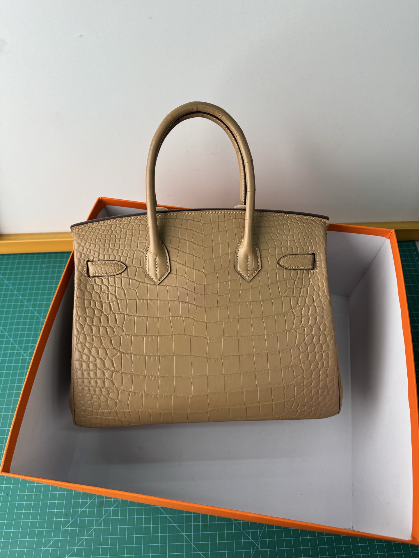 Hermès birkin 25/30/35cm in Crocodile Leather, Fully Handmade Premium Private Customization-Milk Tea Color - Jinteng Luxury Collection bags