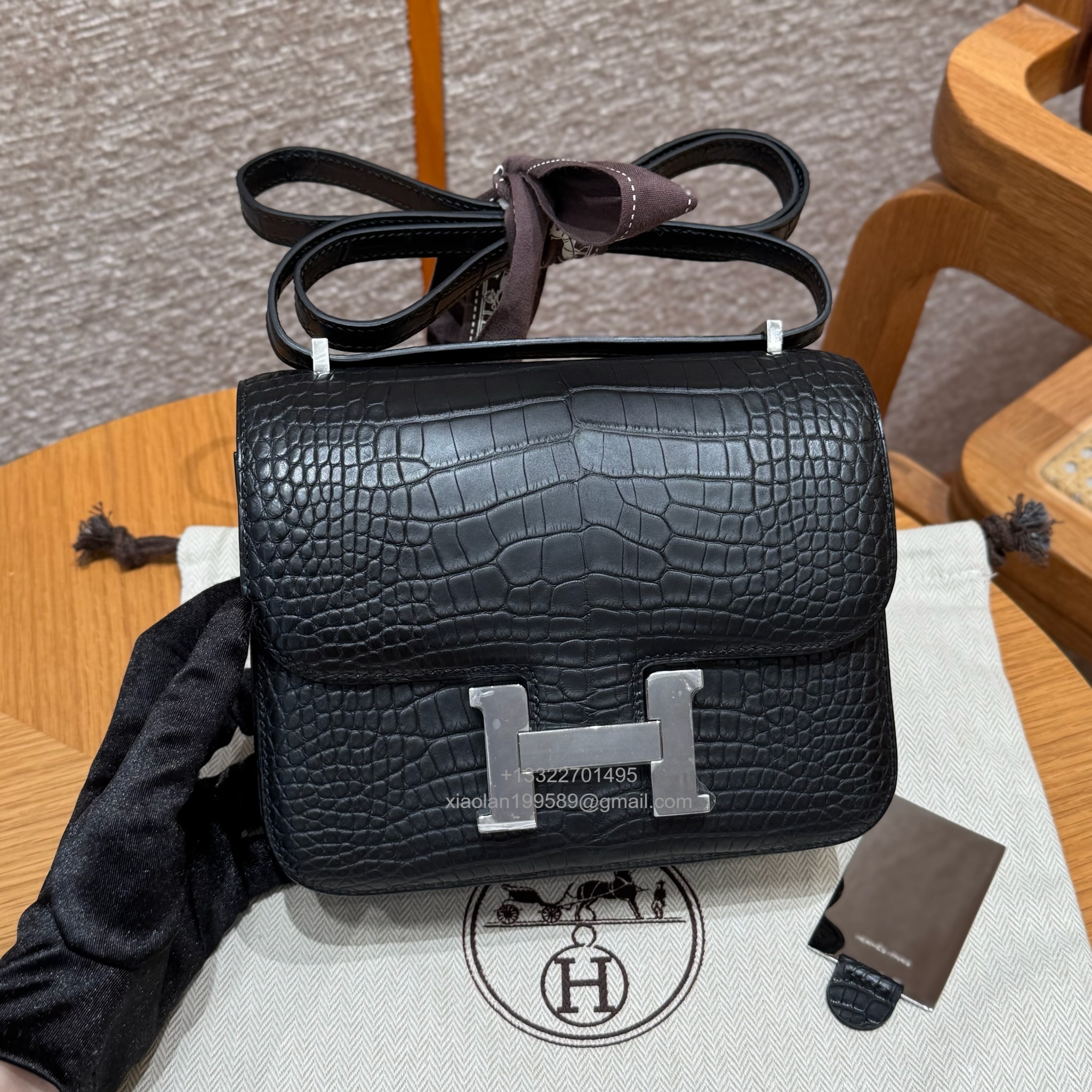 Hermès Constance 18/24cm in Crocodile Leather, Premium Handmade Customization-Black - Jinteng Luxury Collection bags