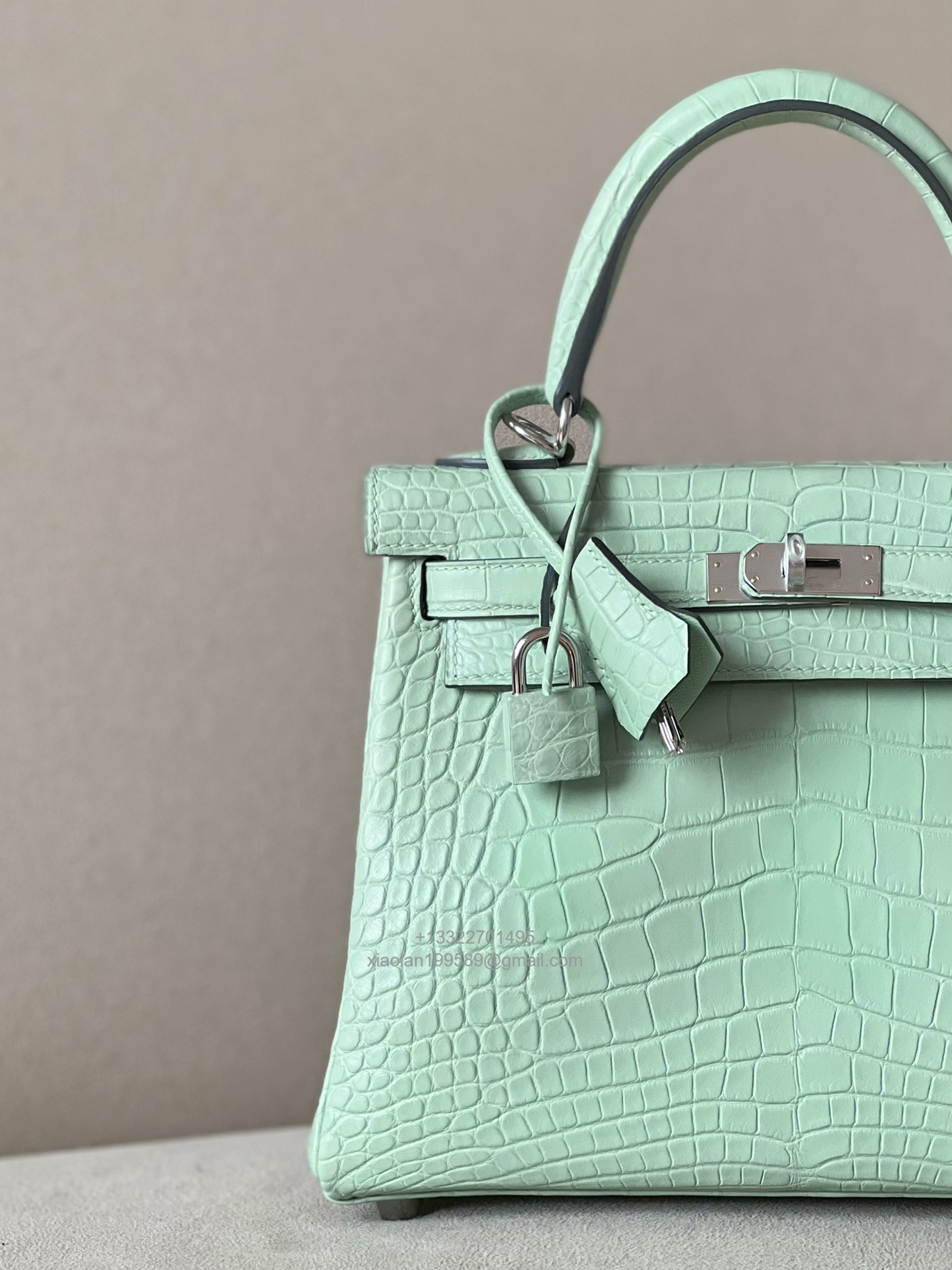 Hermès Kelly 25/28/32cm in Crocodile Leather, Fully Handmade Premium Private Customization-Mint Green - Jinteng Luxury Collection bags