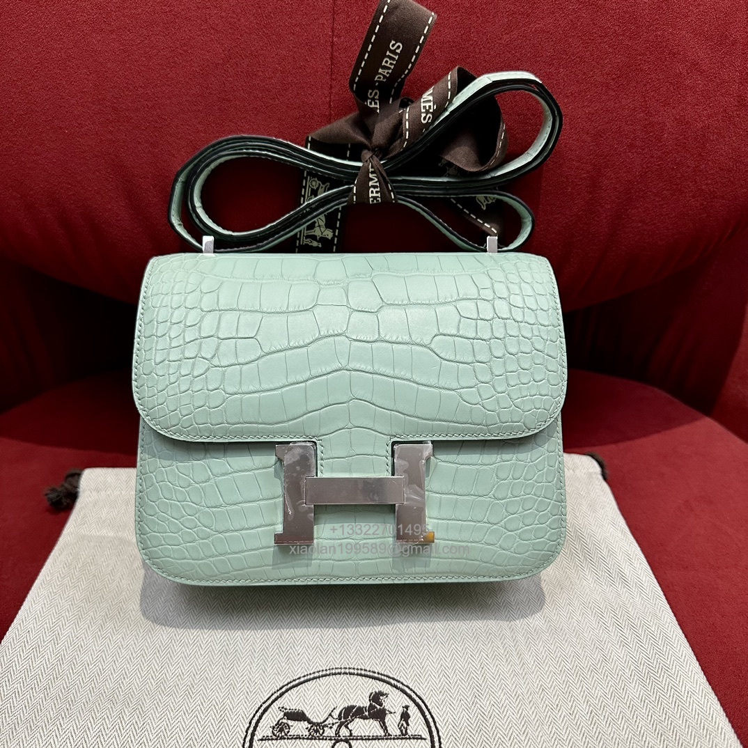 Hermès Constance 18/24cm in Crocodile Leather, Premium Handmade Customization-Mint Green - Jinteng Luxury Collection bags