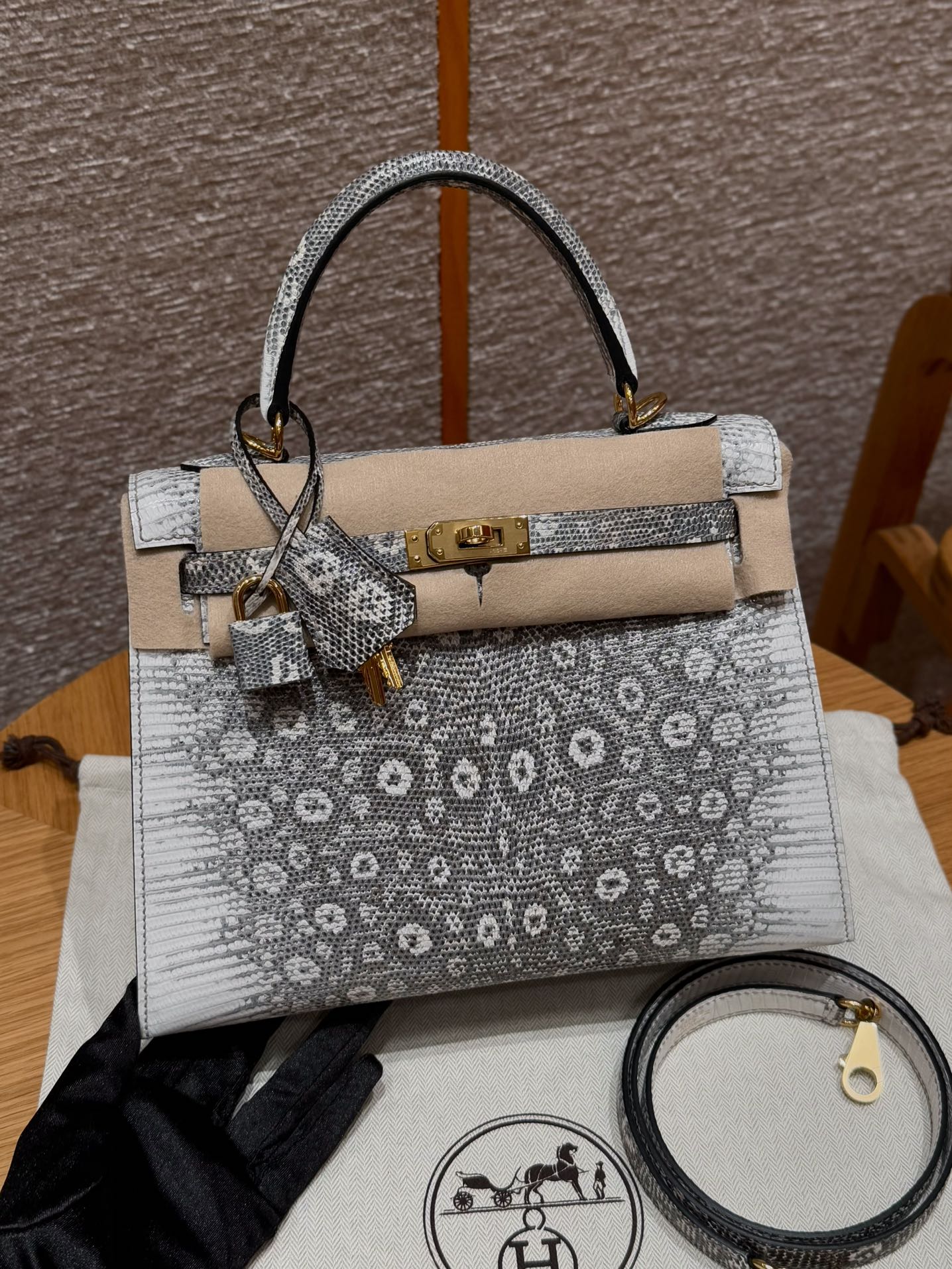 Hermès Kelly – Imported French lizard leather originally from South Africa, 18K gold-plated hardware, premium fully handcrafted exclusive custom-made! Ombre - Jinteng Luxury Collection bags