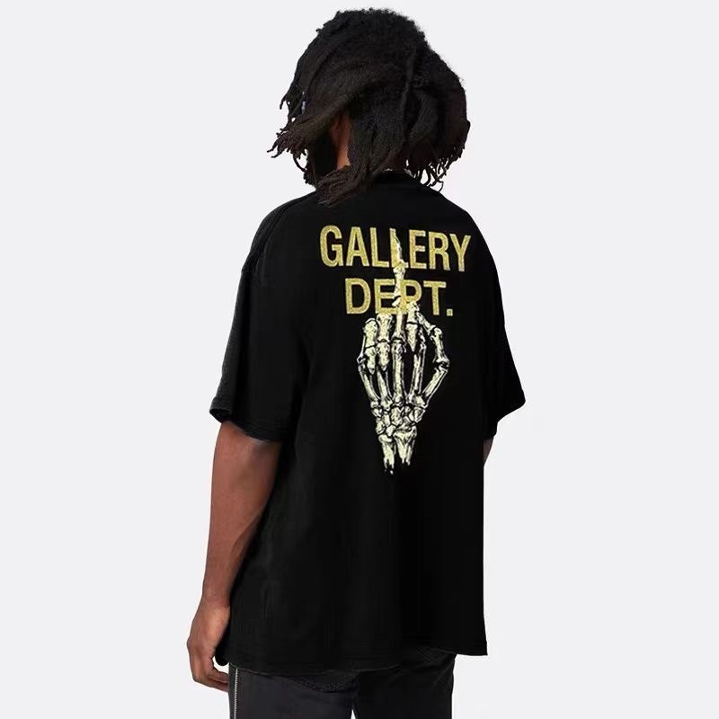 Skull Finger Tee Black Color